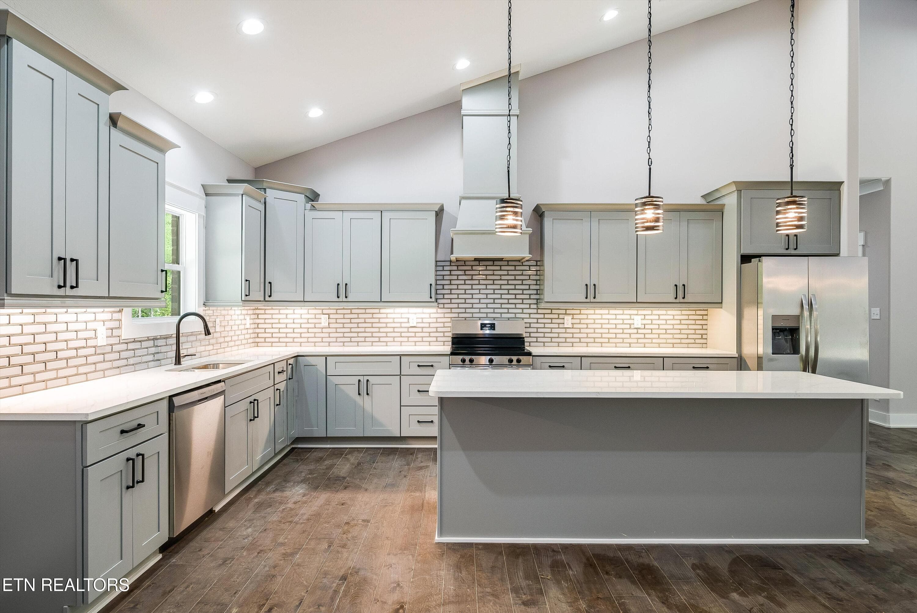 14-1038SLinden-14 - 1038 N Linden Drive, Alcoa, TN 37701, Alcoa