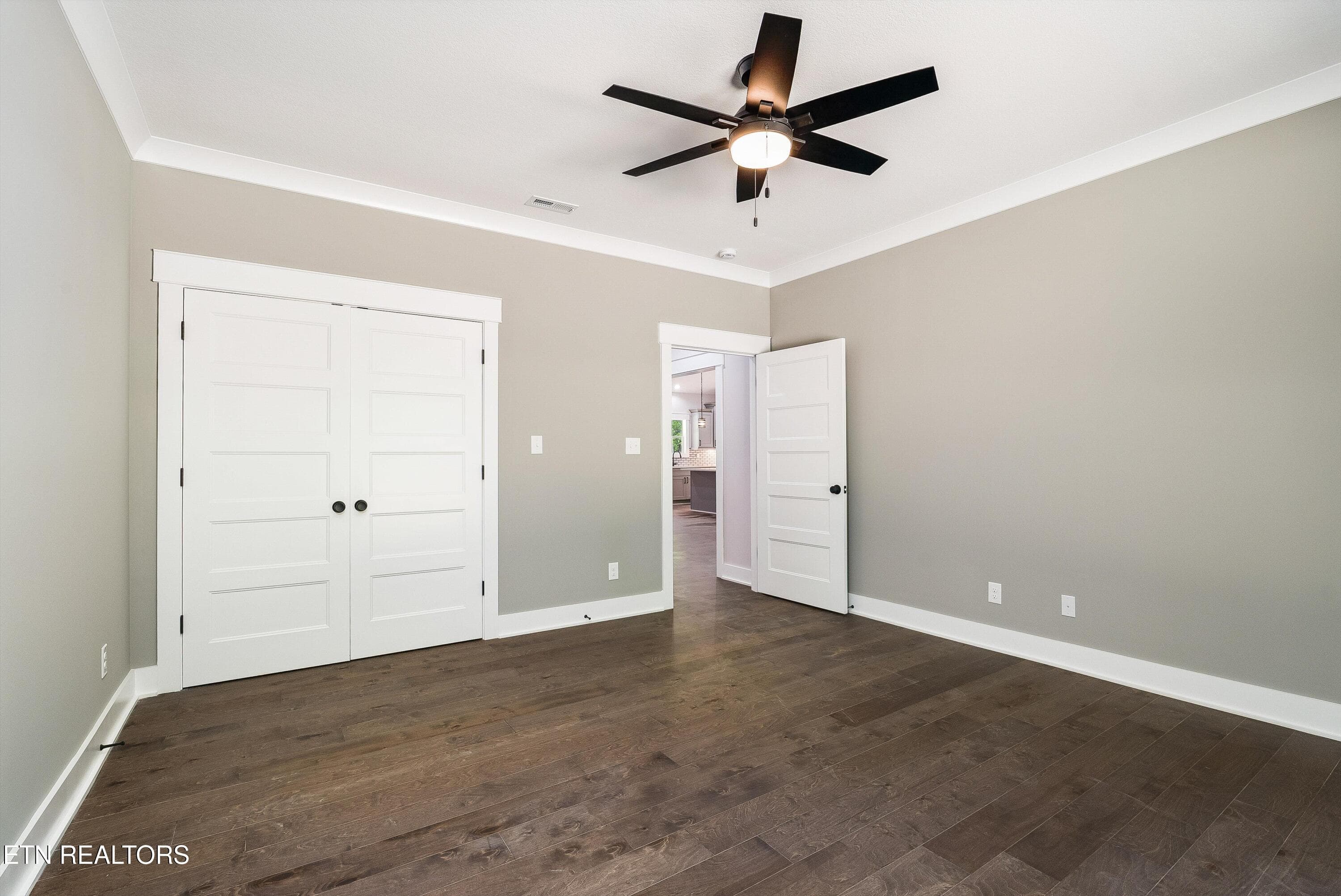 28-1038SLinden-28 - 1038 N Linden Drive, Alcoa, TN 37701, Alcoa