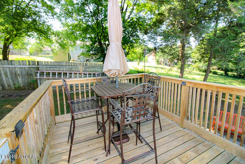 V - 1721 Grenada Blvd, Knoxville, TN 37922, Knoxville