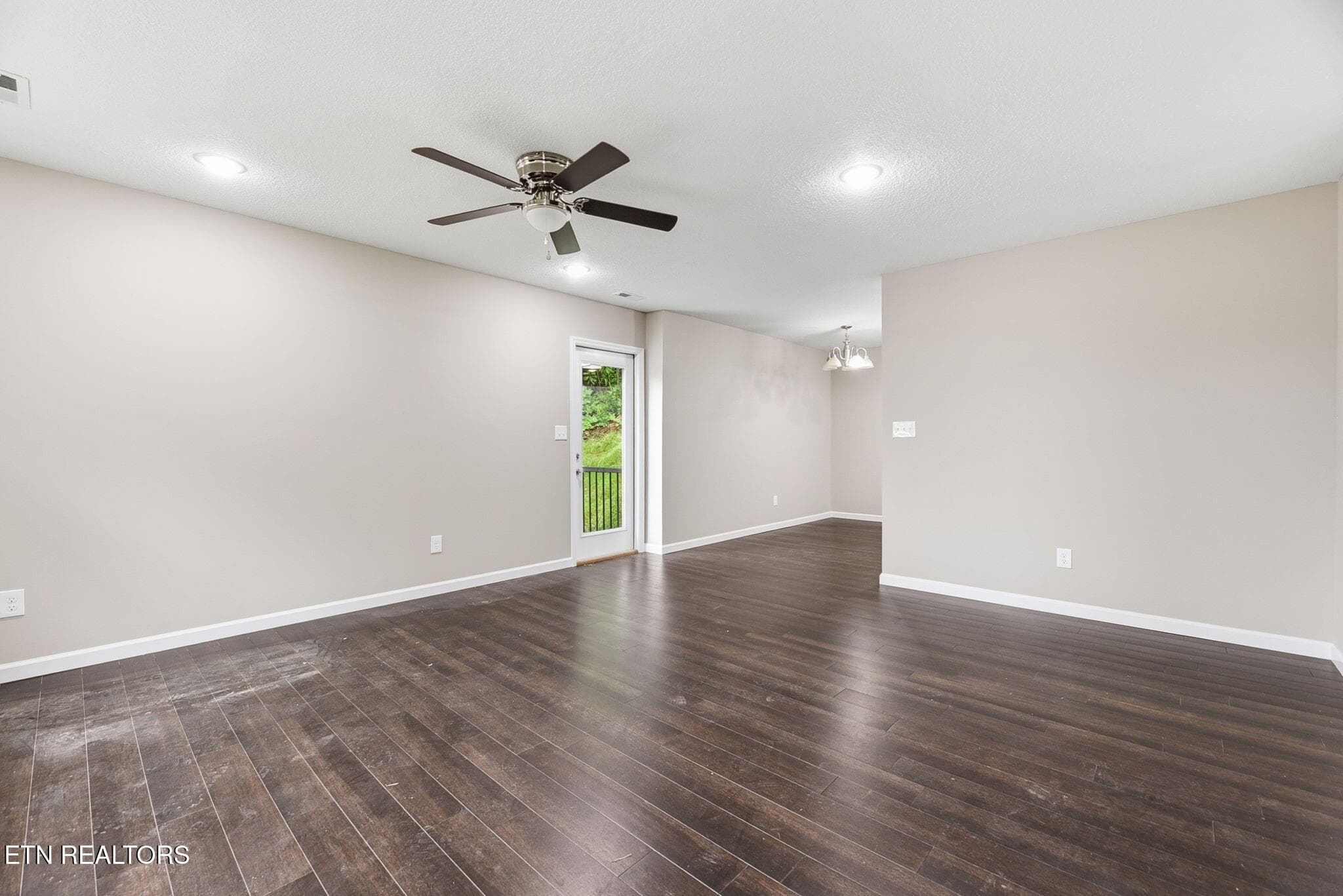 513 lr - 513 Hillcrest St, Clinton, TN 37716