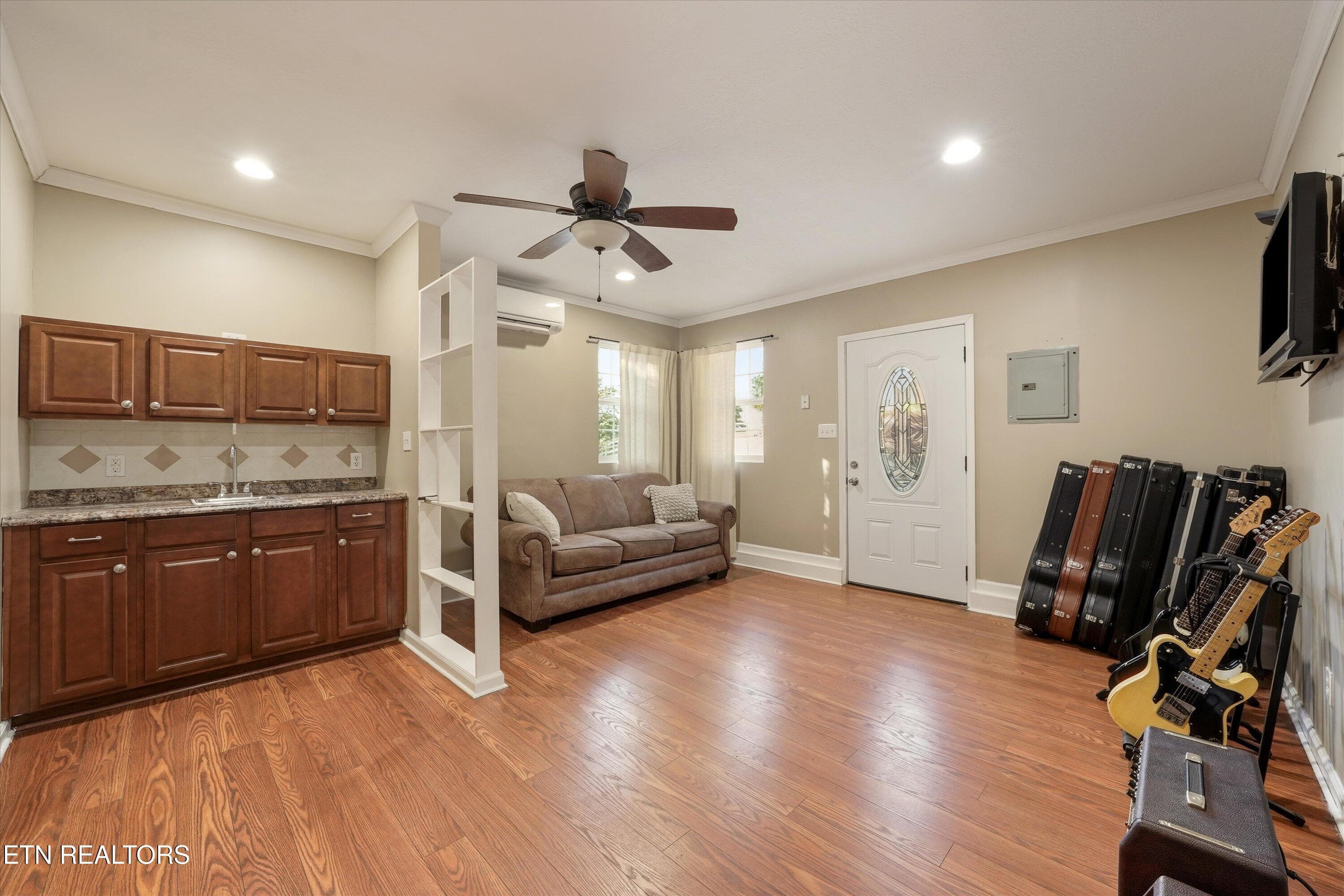 28-619 Emerald Ave 24 - 619 Emerald Ave, Kodak, TN 37764, Kodak