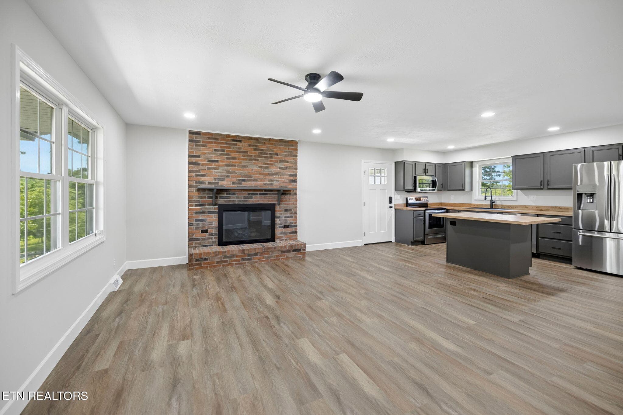 8-2245 Pinecrest Rd - 008 - 2245 Pinecrest Rd, Jacksboro, TN 37757