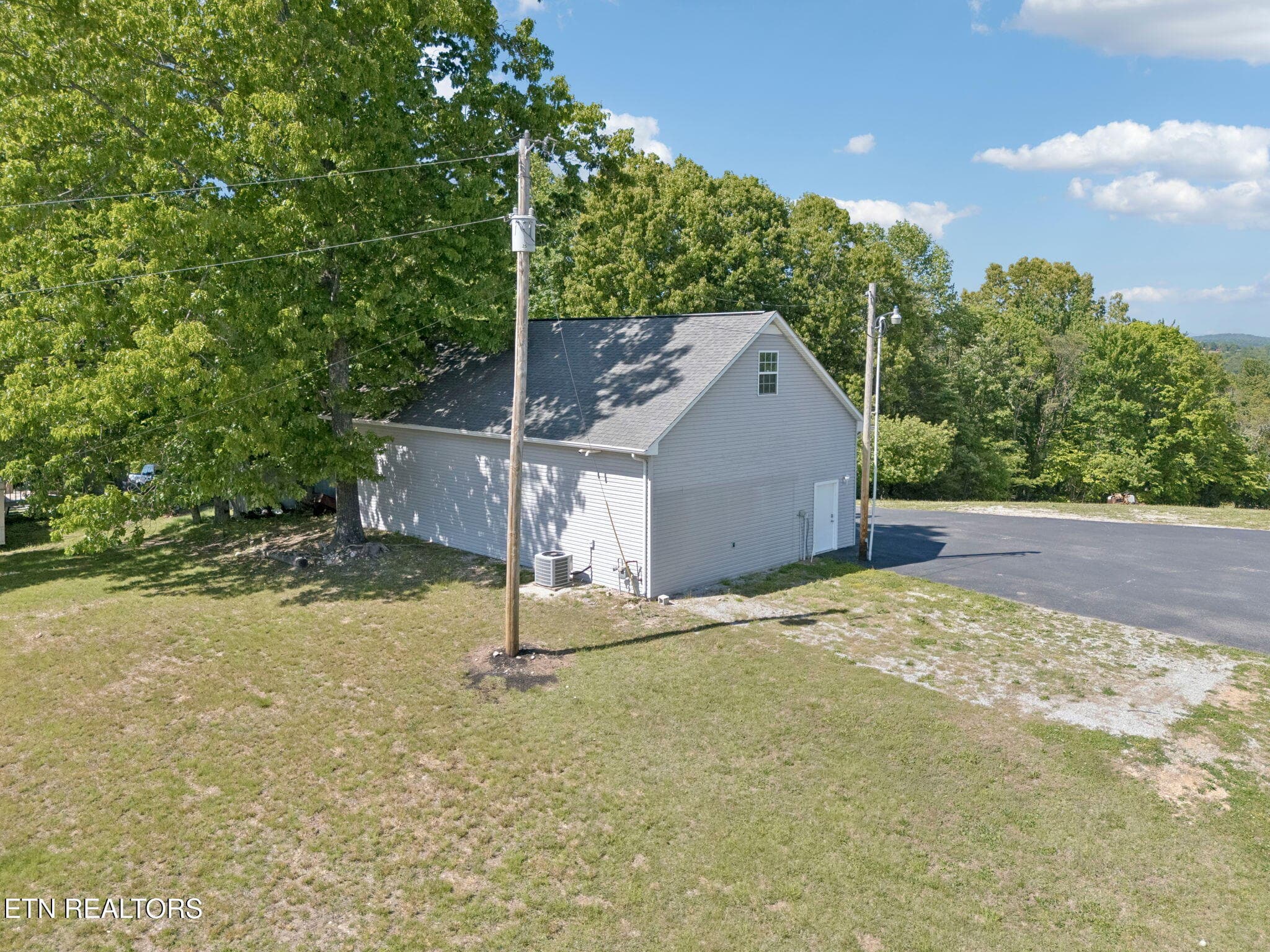 65-2245 Pinecrest Rd - 065 - 2245 Pinecrest Rd, Jacksboro, TN 37757