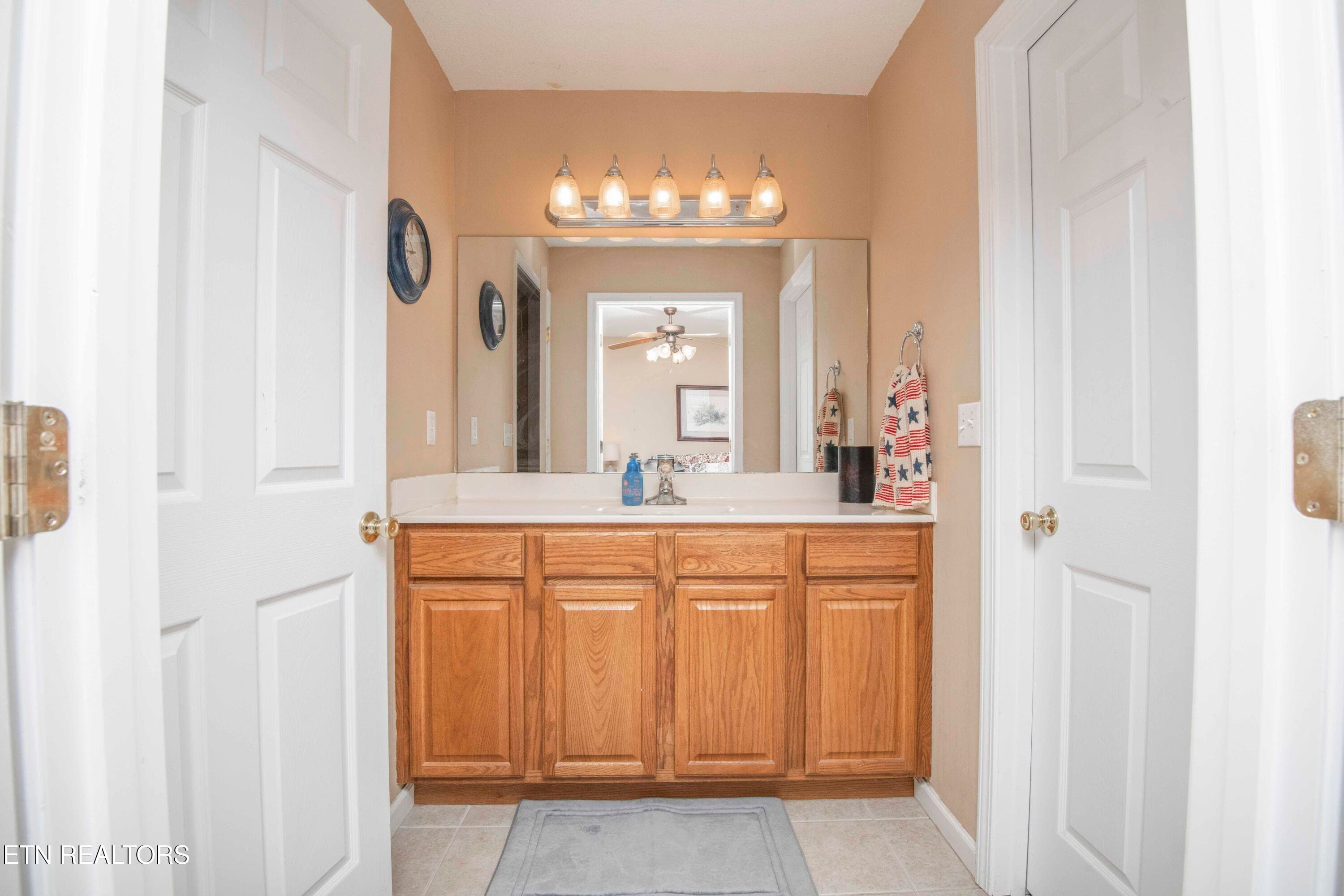 master bath 1_1 - 3005 Yearling Lane, Maryville, TN 37803, Maryville