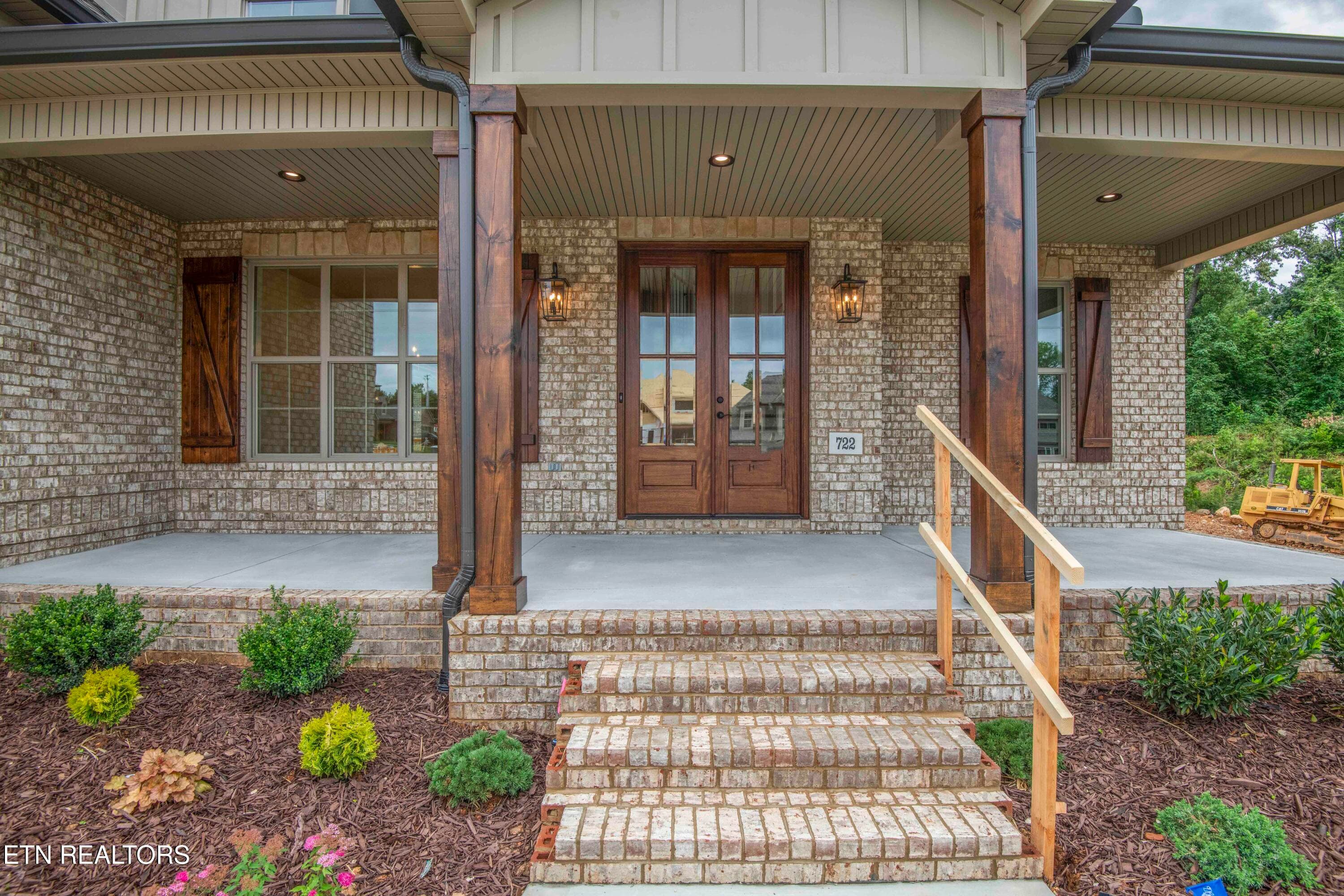 exterior 1_1 - 722 Eaglehorne Lane, Knoxville, TN 37909, Knoxville