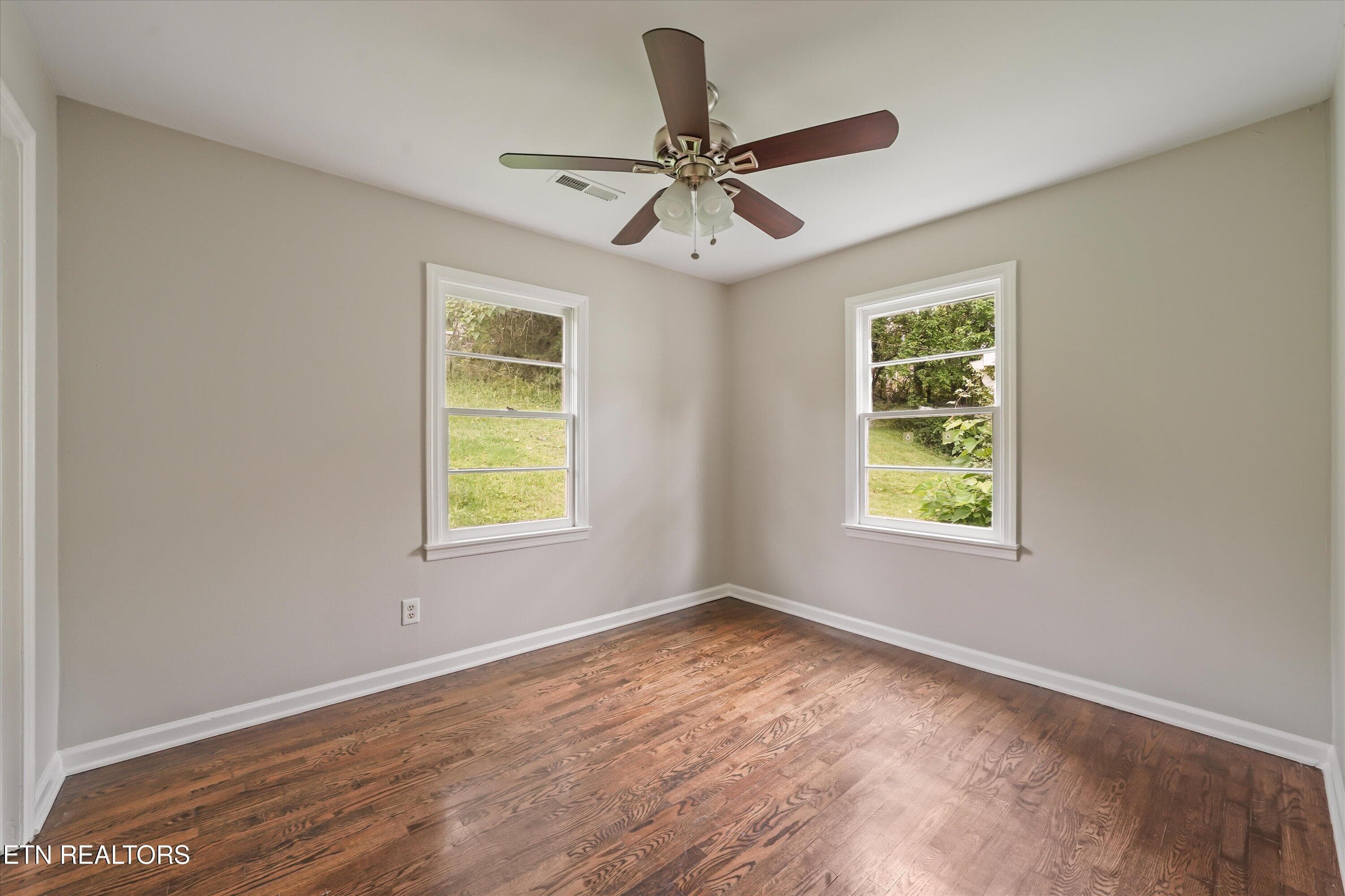 21-130 Oglewood Ave 03 - 130 Oglewood Ave, Knoxville, TN 37917, Knoxville
