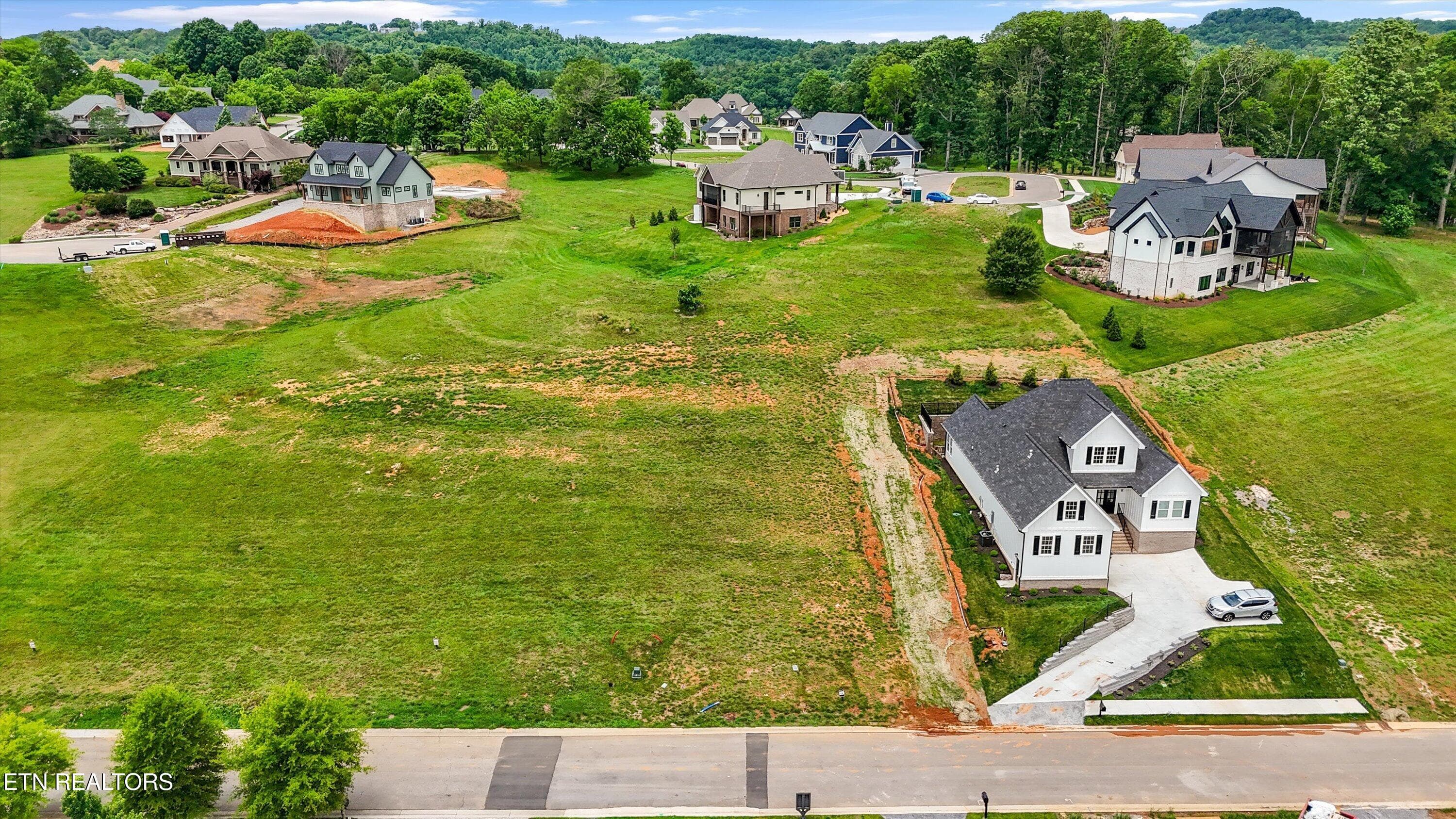 chestnut - 2033 Chestnut Lane, Loudon, TN 37774