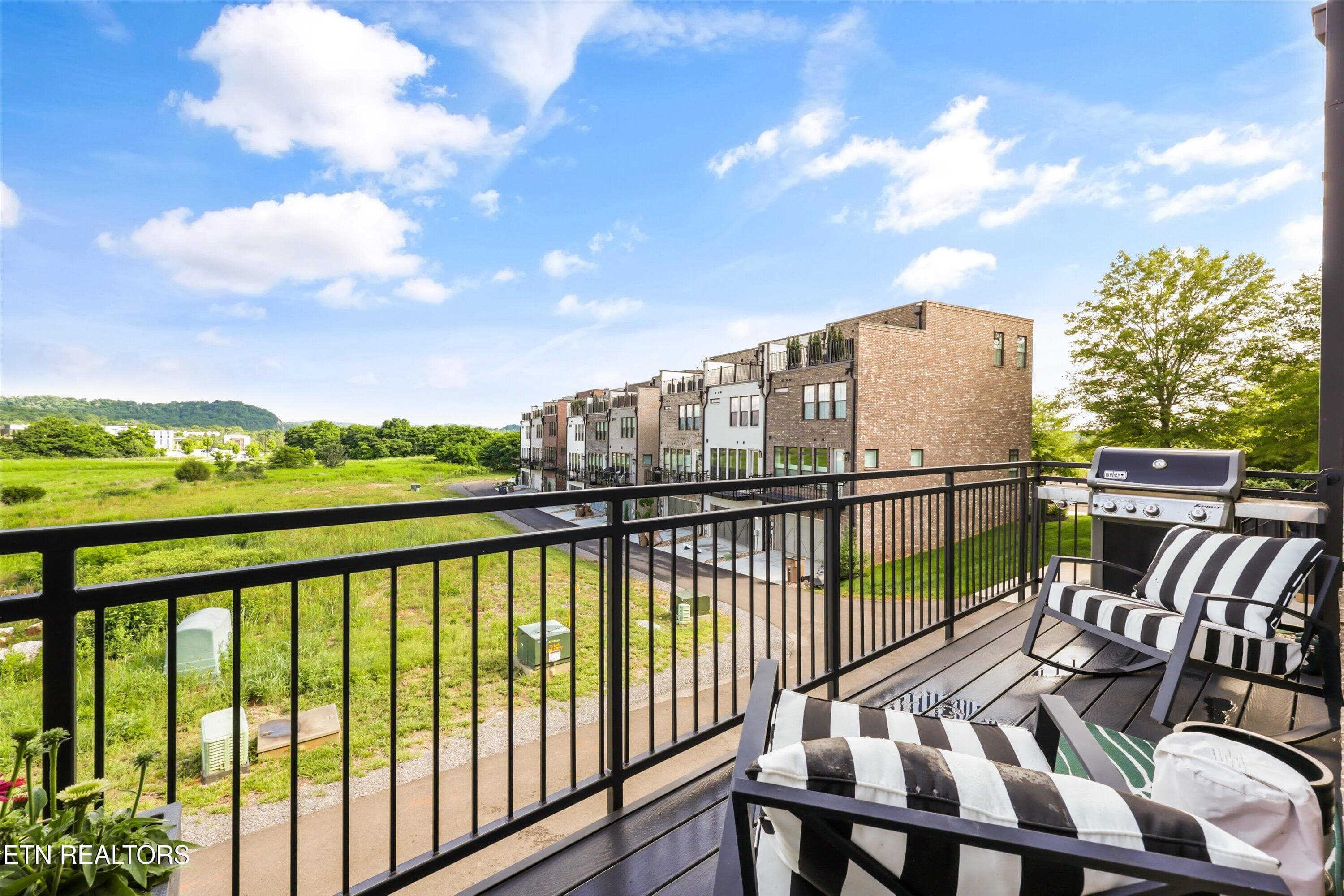 Main Level Balcony - 9456 Horizon Drive, Knoxville, TN 37922, Knoxville