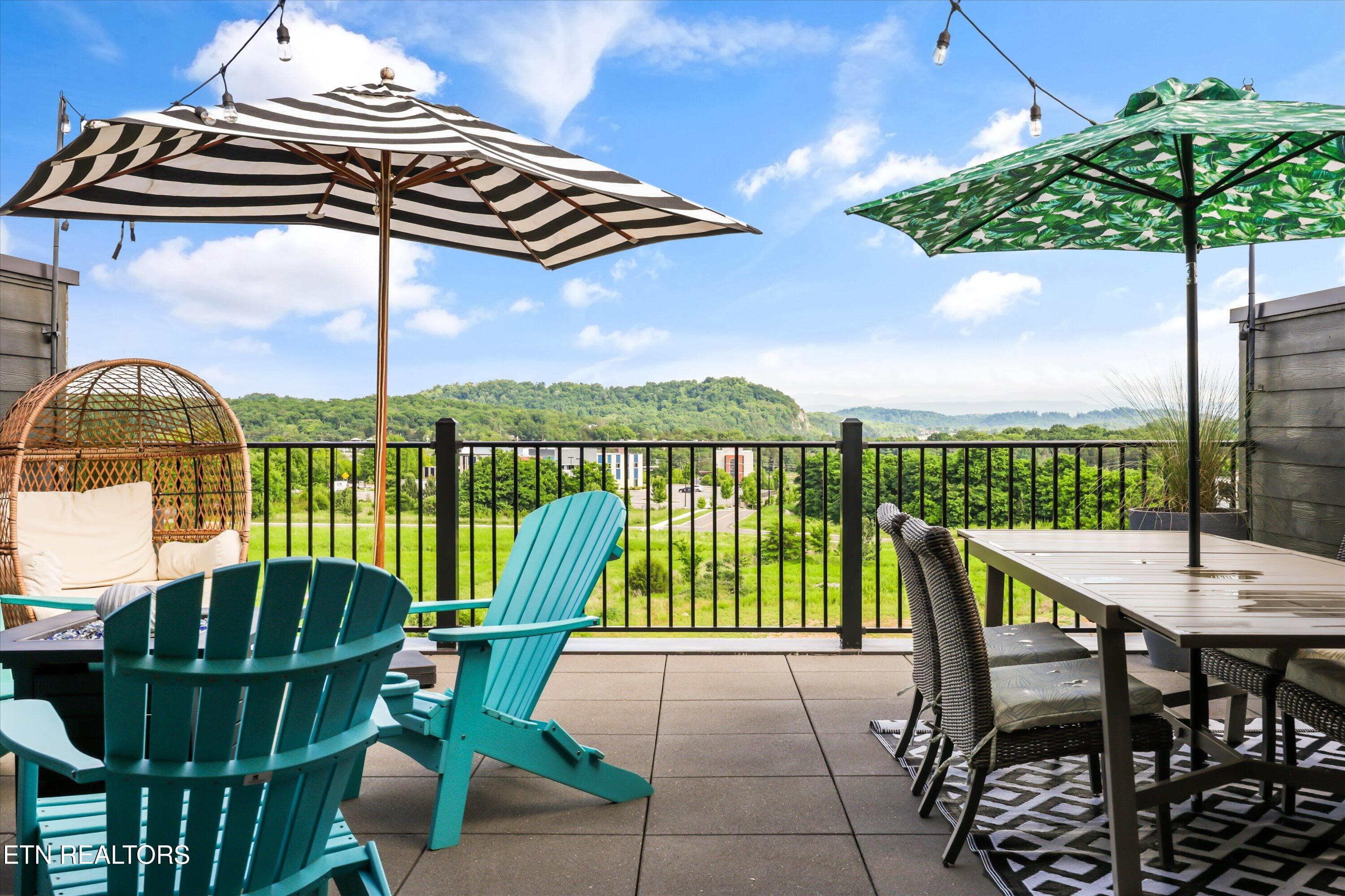 Private Rooftop - 9456 Horizon Drive, Knoxville, TN 37922, Knoxville