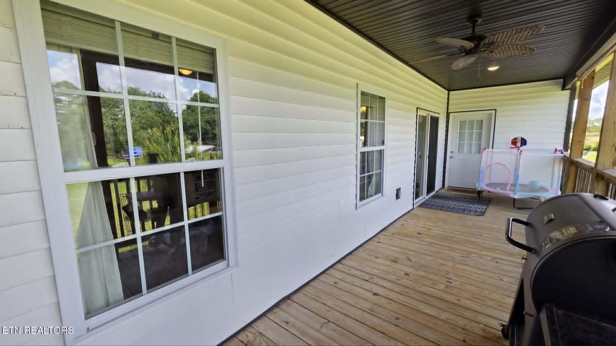 6db6063c-ce66-43d9-9d3c-c0501f3086e8 - 106 Maca Ridge Circle, Clarkrange, TN 38553, Clarkrange