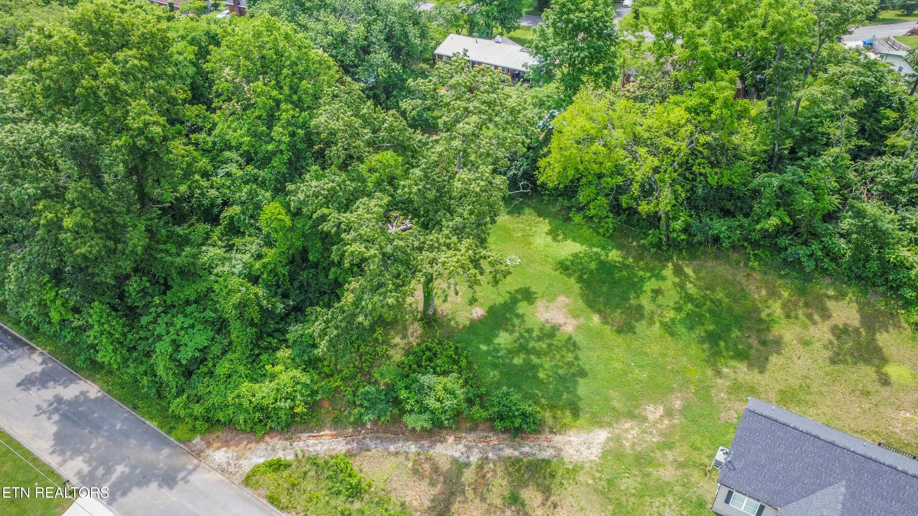 drone 5_1 - 524 Westbury Drive, Clinton, TN 37716