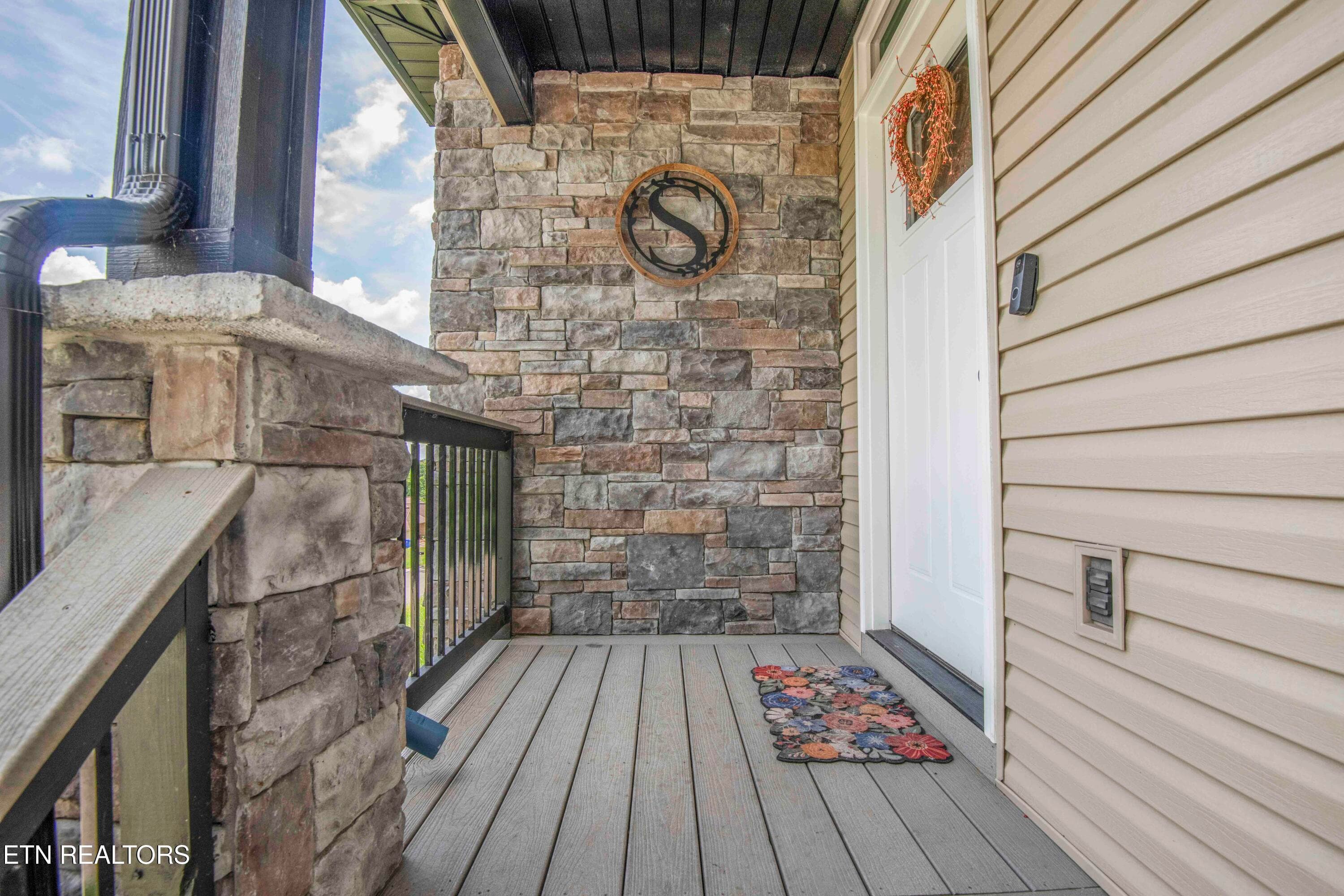 exterior 3_1 - 524 Westbury Drive, Clinton, TN 37716