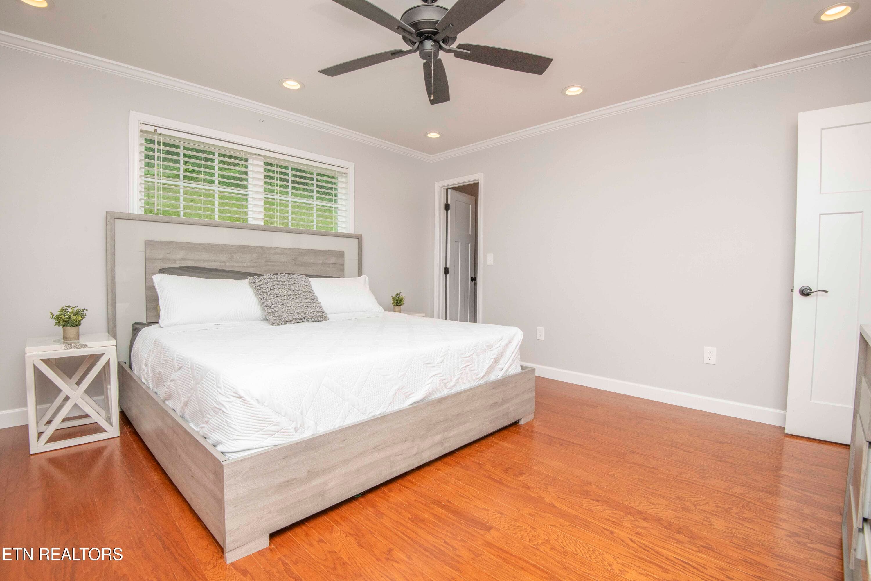 master bed 3_1 - 524 Westbury Drive, Clinton, TN 37716