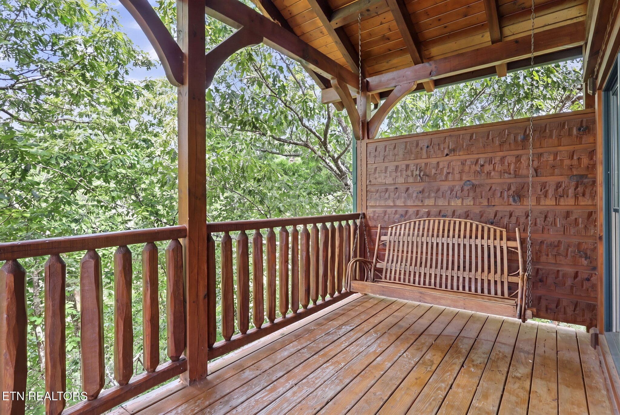 40-web-or-mls-3F1A4917_reedit_a635a20a - 826 Great Smoky Way, Gatlinburg, TN 37738, Gatlinburg