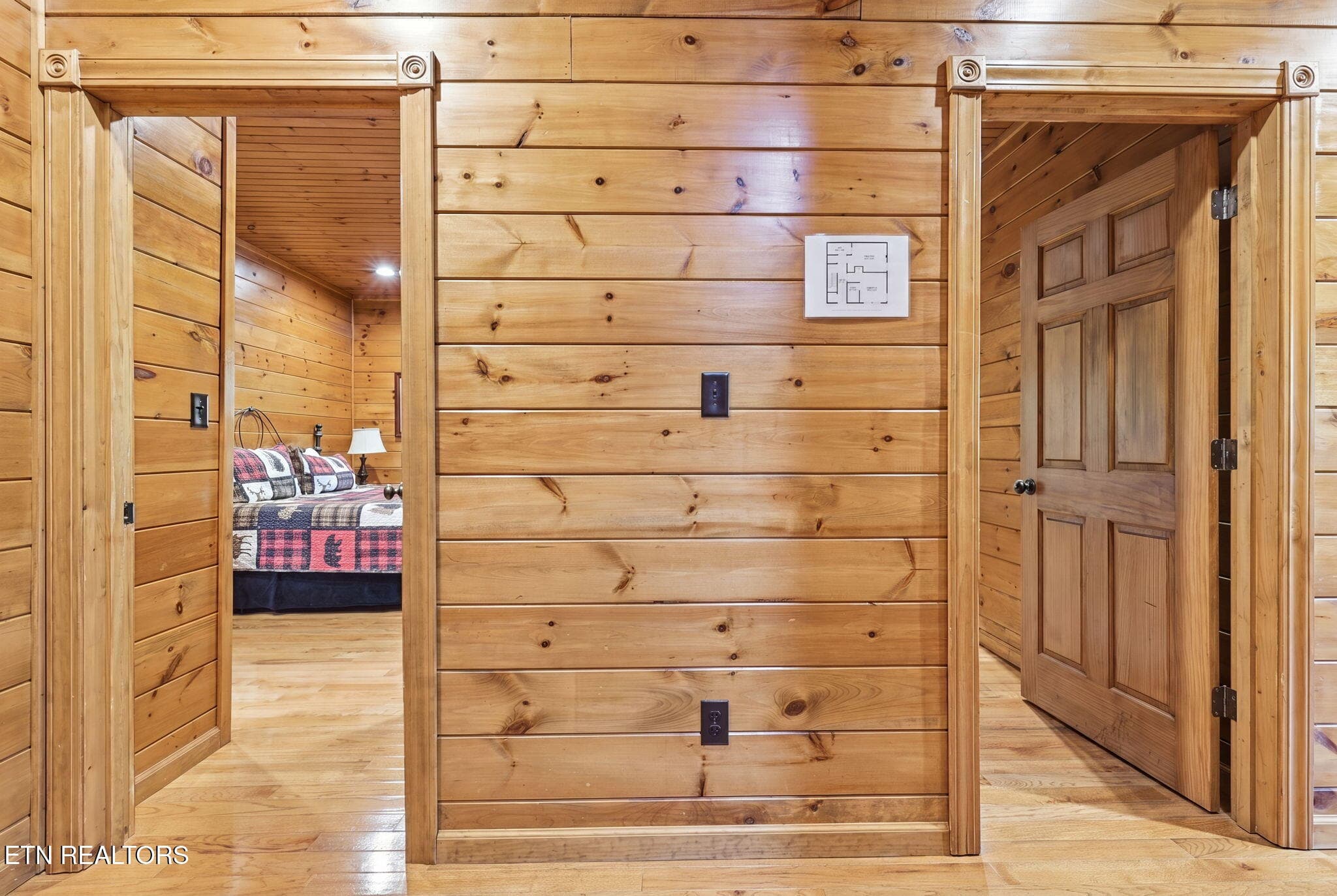 42-web-or-mls-3F1A4924_reedit_71ea1f49 - 826 Great Smoky Way, Gatlinburg, TN 37738, Gatlinburg