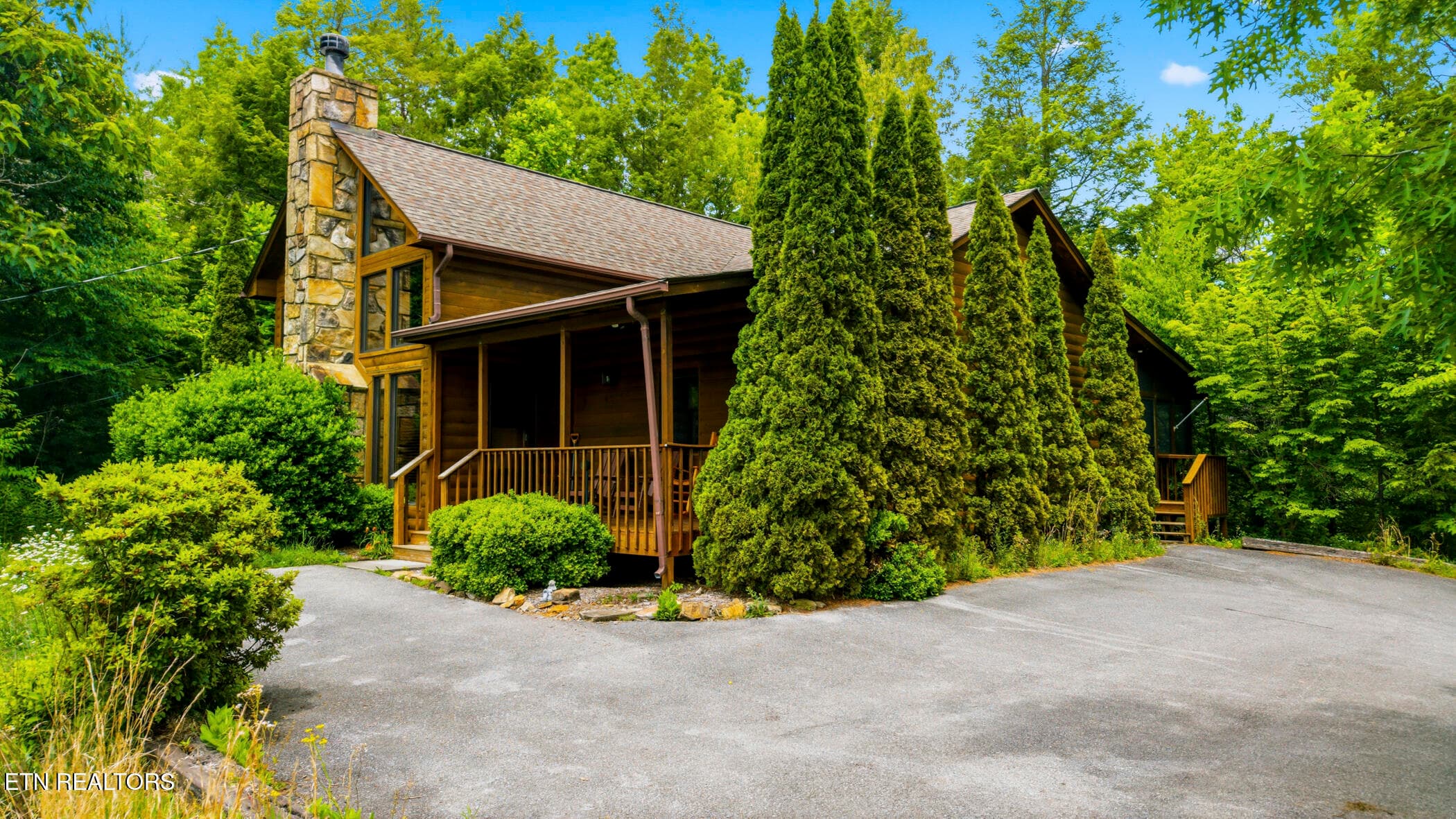 dji_20260529135504_0469_d - 817 Sunshine Tr, Gatlinburg, TN 37738, Gatlinburg