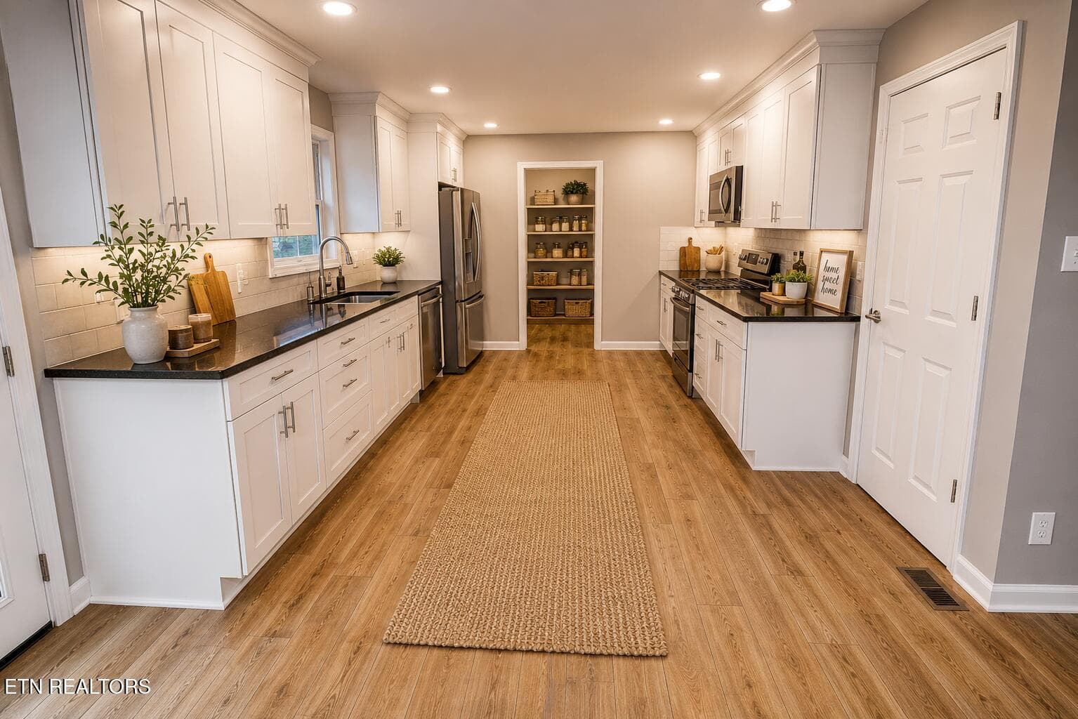 Kitchen - 1203 Clendenen Rd, Maryville, TN 37801