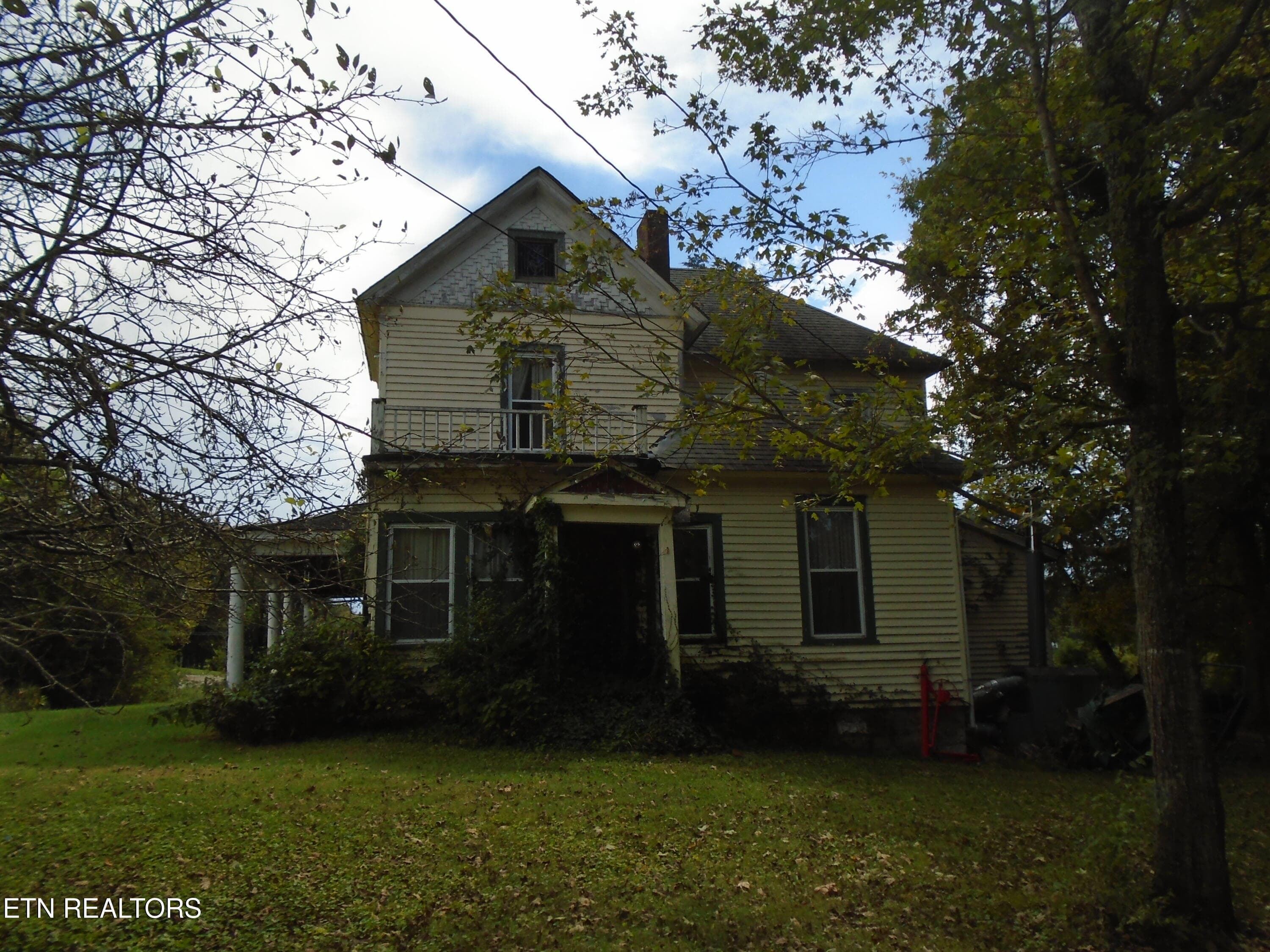 DSC00626 - 212 Dunlap Hollow Rd, Friendsville, TN 37737, Friendsville