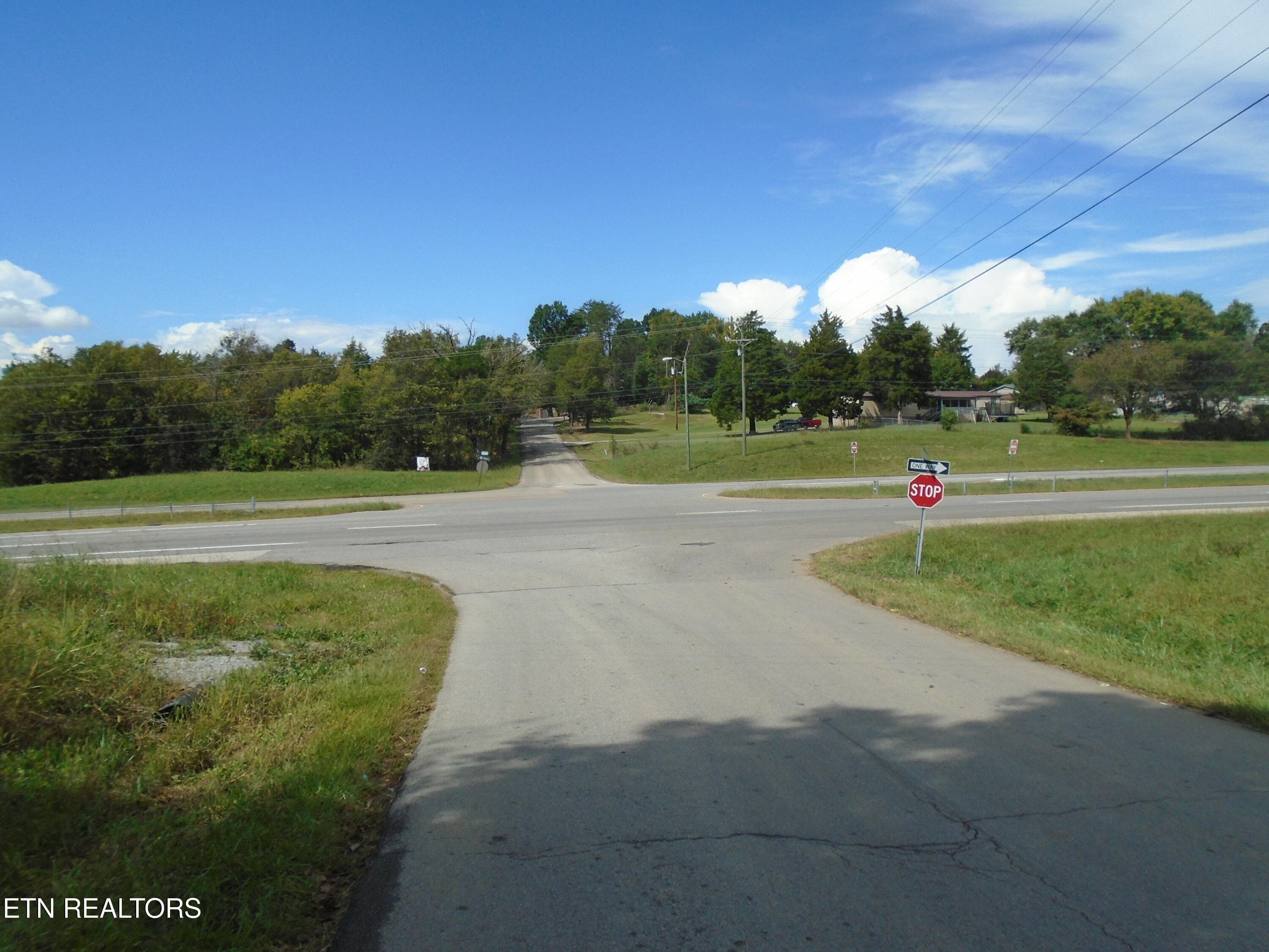 DSC00643 - 212 Dunlap Hollow Rd, Friendsville, TN 37737, Friendsville