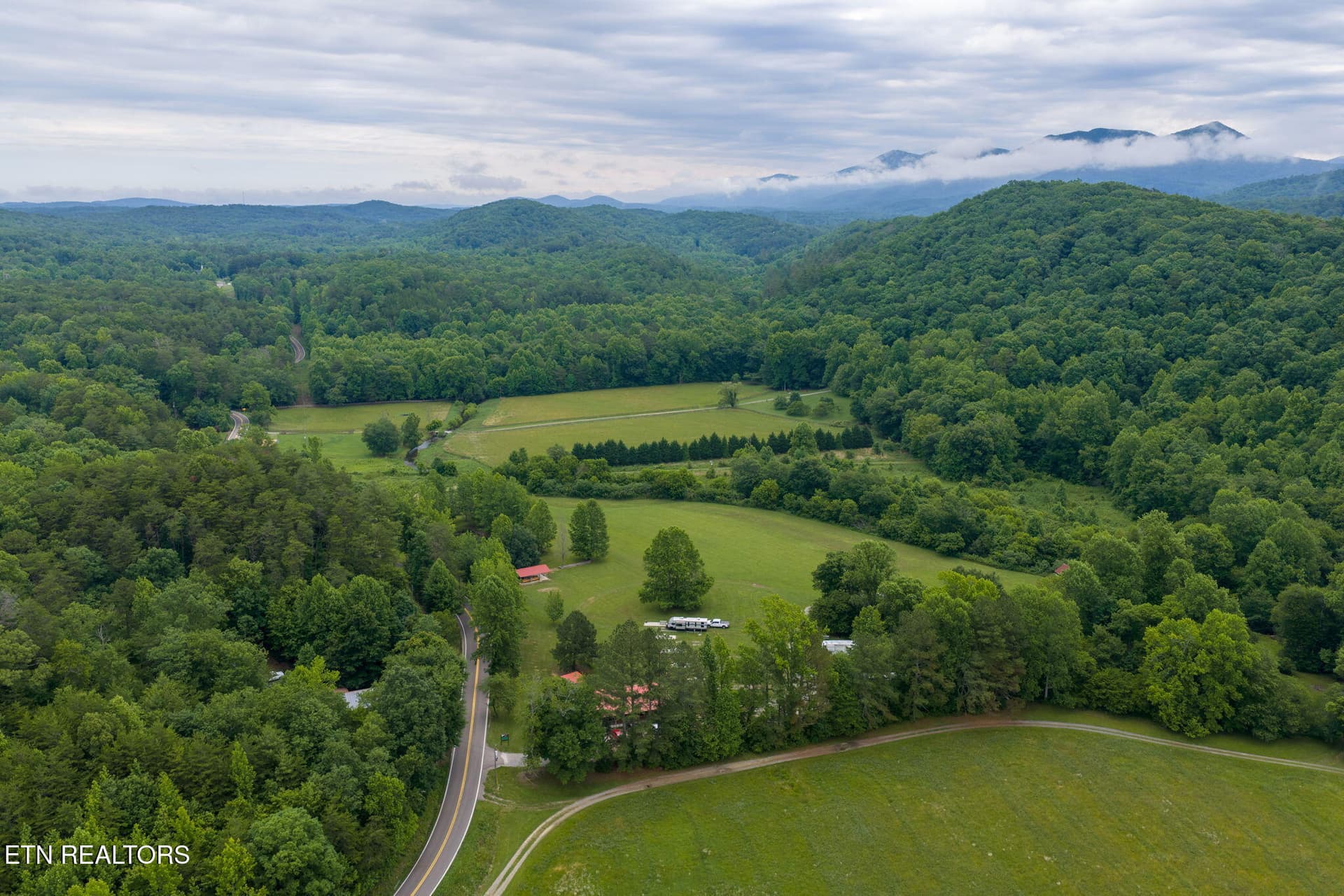 homesandvideos-656 - 13431 New Highway 68, Tellico Plains, TN 37385