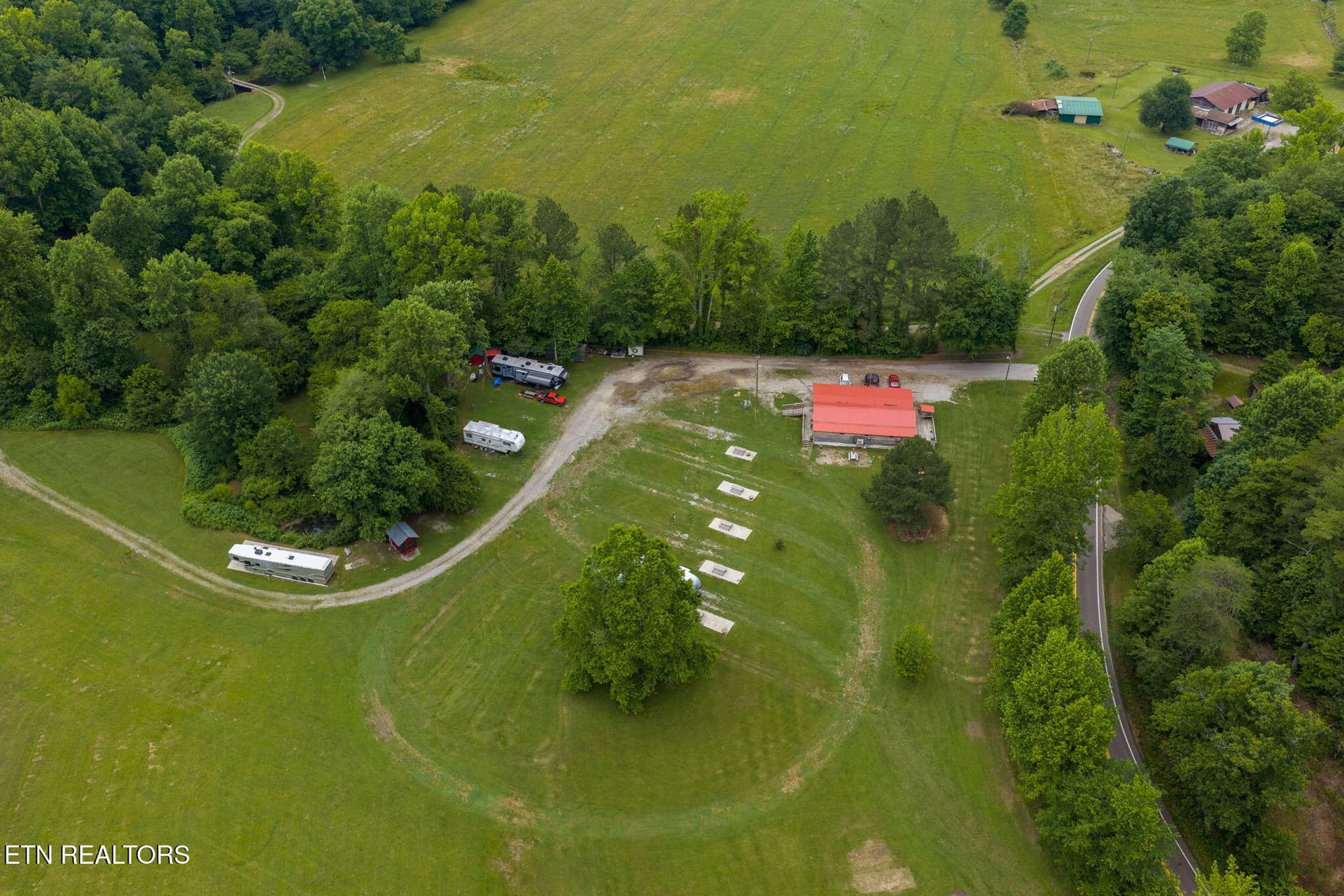 homesandvideos-650 - 13431 New Highway 68, Tellico Plains, TN 37385