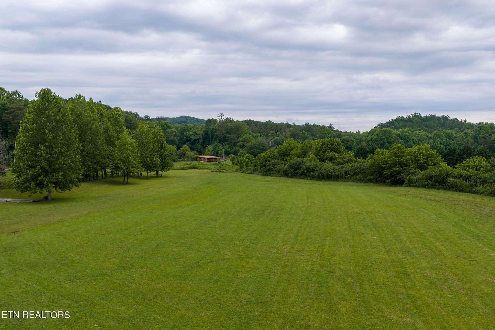 homesandvideos-666 - 13431 New Highway 68, Tellico Plains, TN 37385
