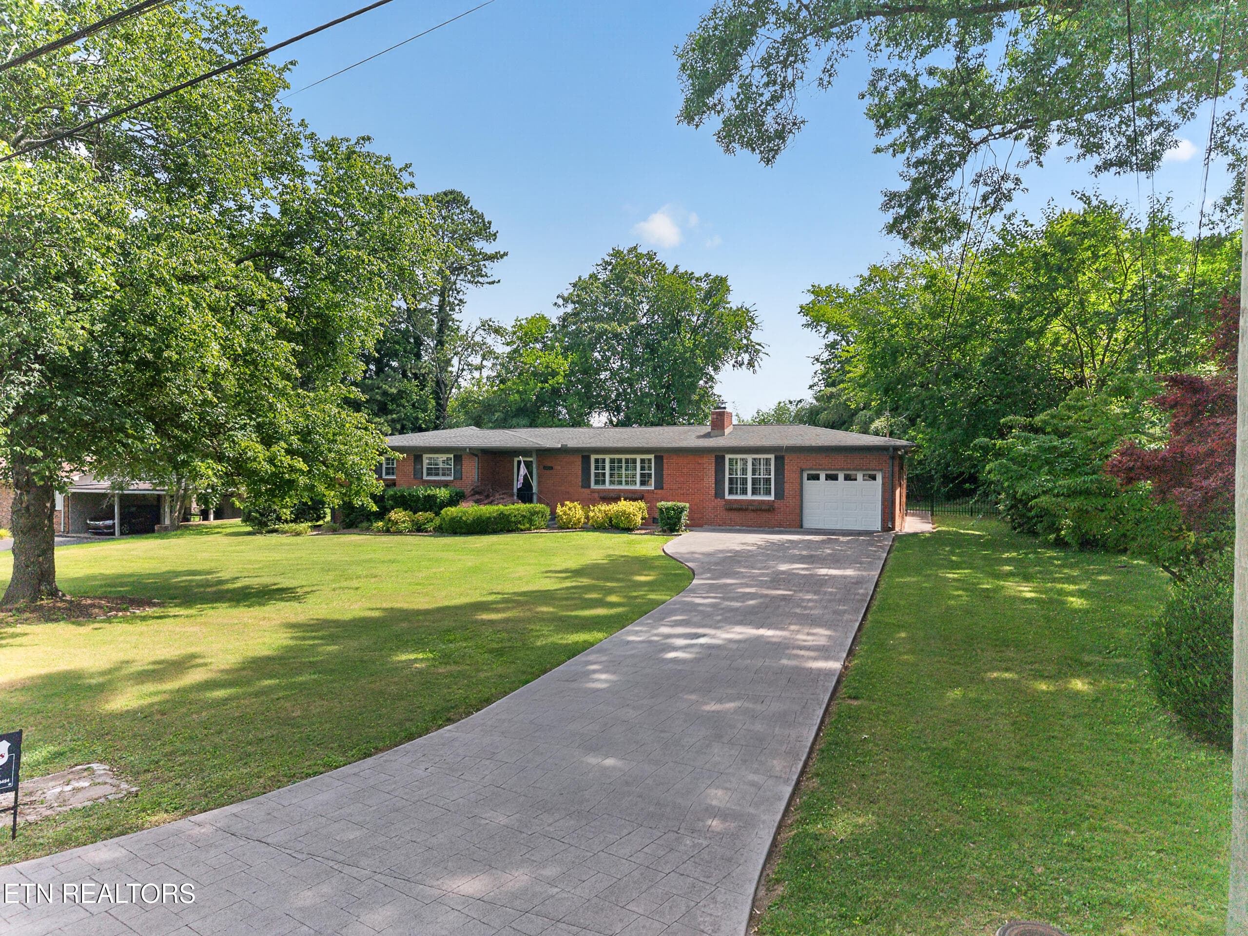 6810 Dorchester-3 - 6810 Dorchester Drive, Knoxville, TN 37909, Knoxville