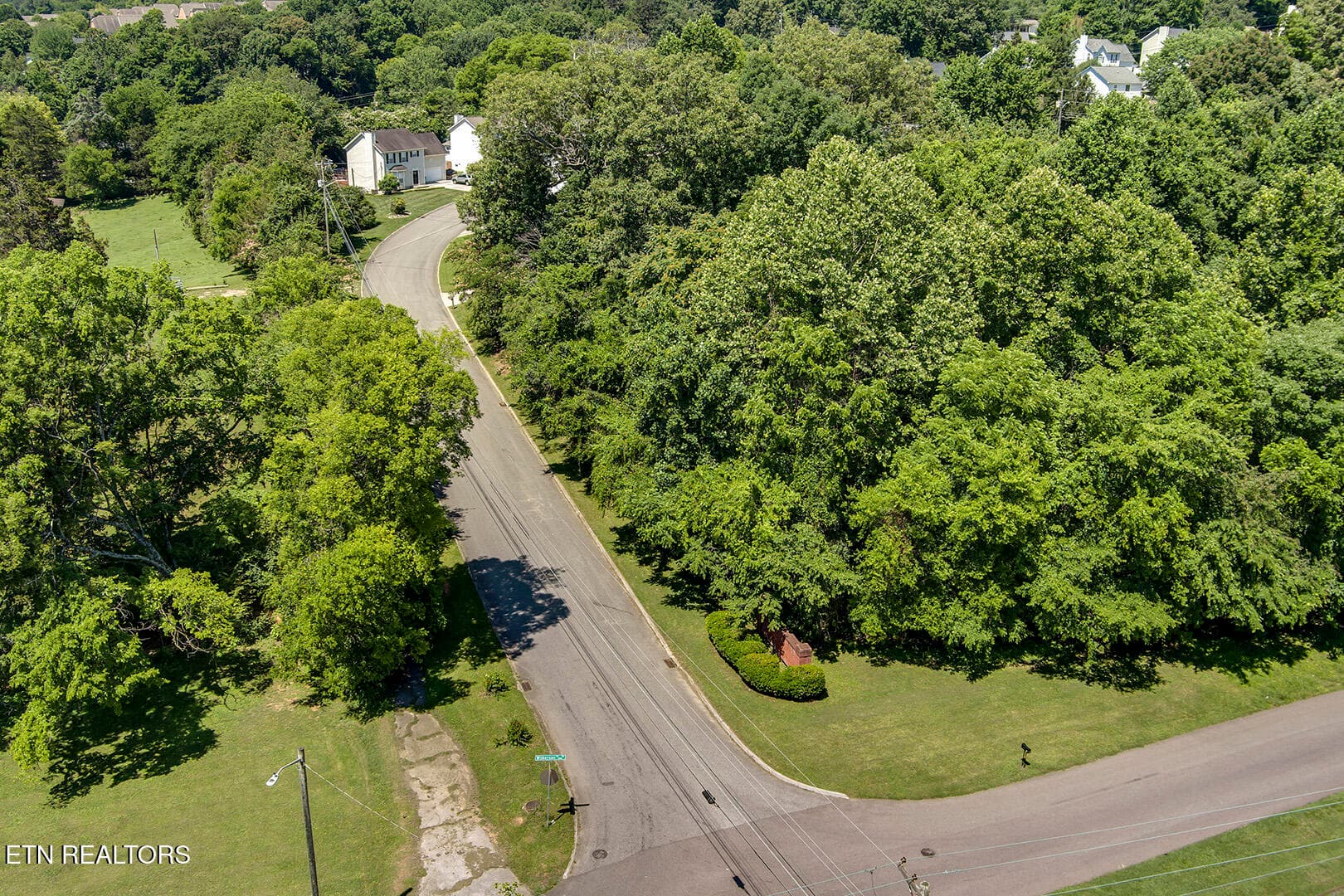 05_WilkesboroLane_5804_StreetElevated_SW - 0 Wilkesboro Lane, Knoxville, TN 37912, Knoxville