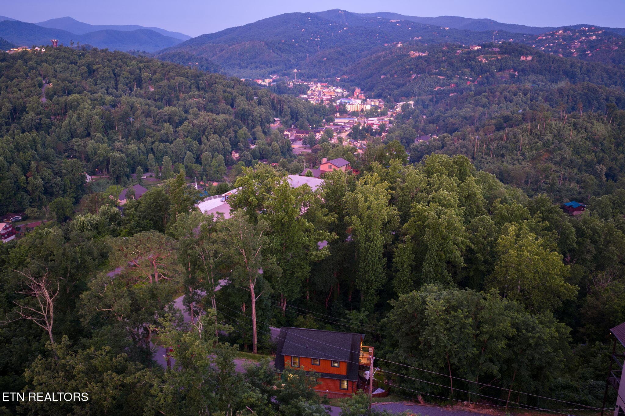 homesandvideos-856 - 309 Tower Rd, Gatlinburg, TN 37738, Gatlinburg