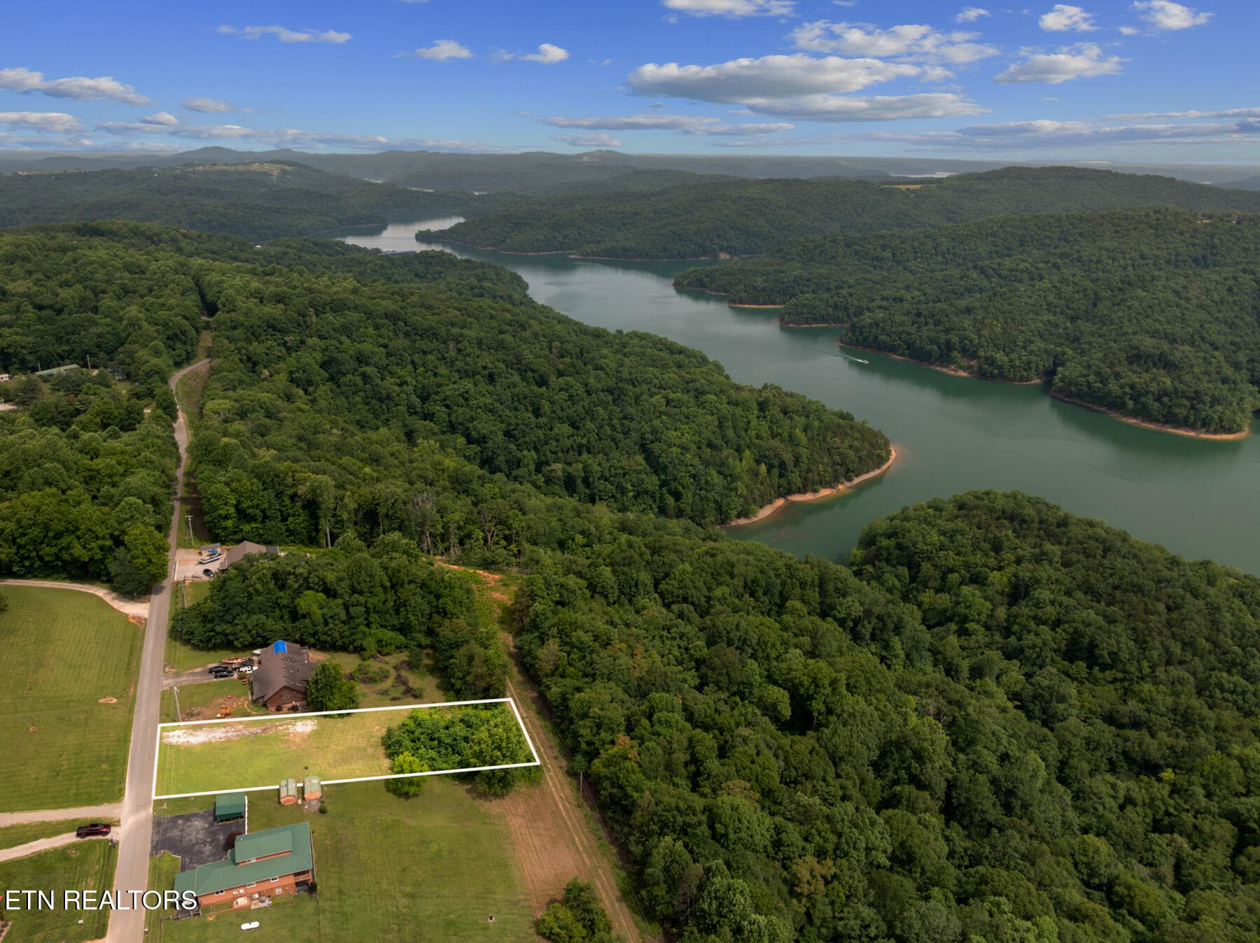 gedwill property lines 5 - 976 Livingston Boat Dock Rd, Allons, TN 38541