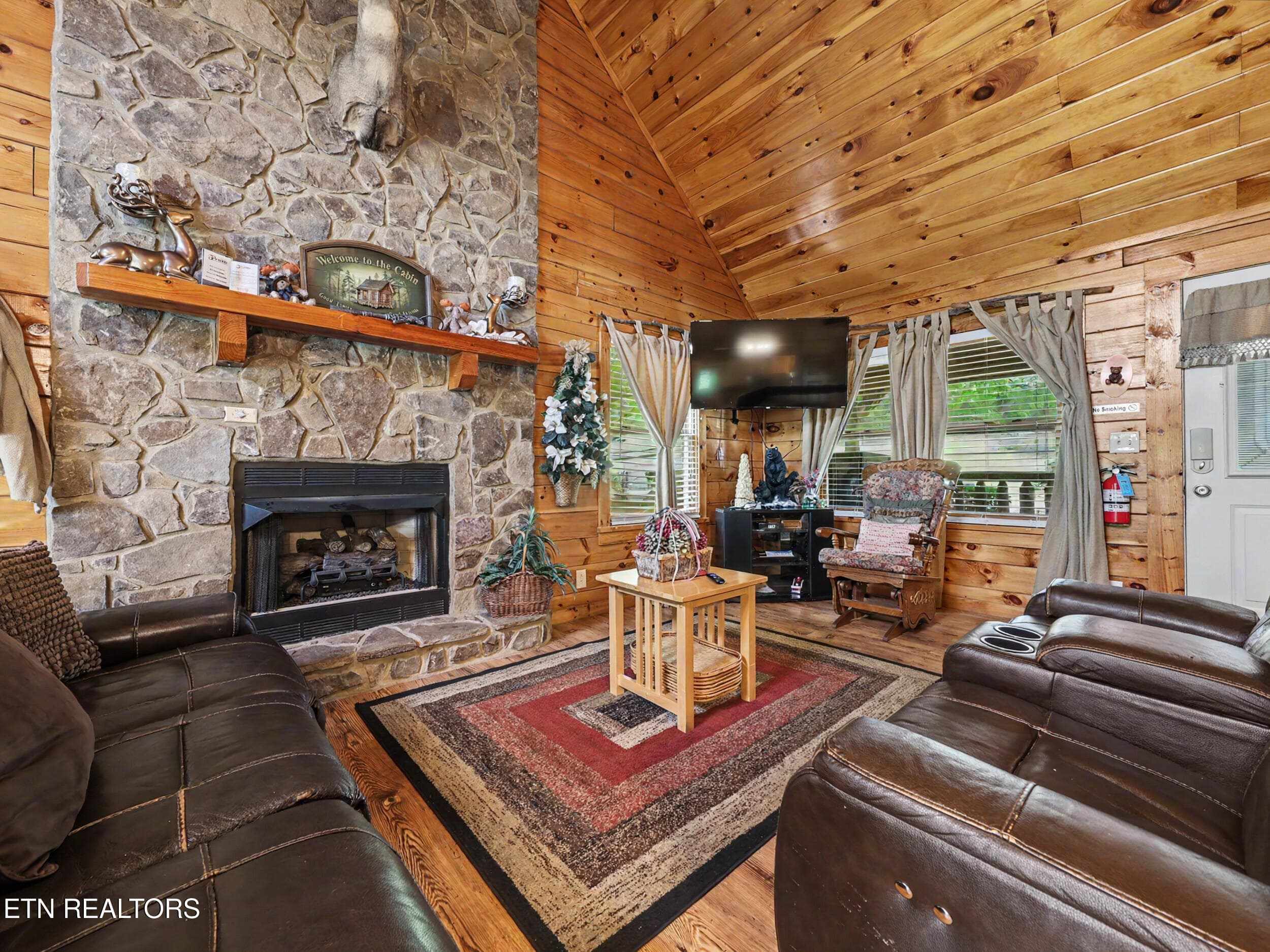 Rock Floor to Ceiling Fireplace - 1629 Little Cabin Loop, Pigeon Forge, TN 37862, Pigeon Forge