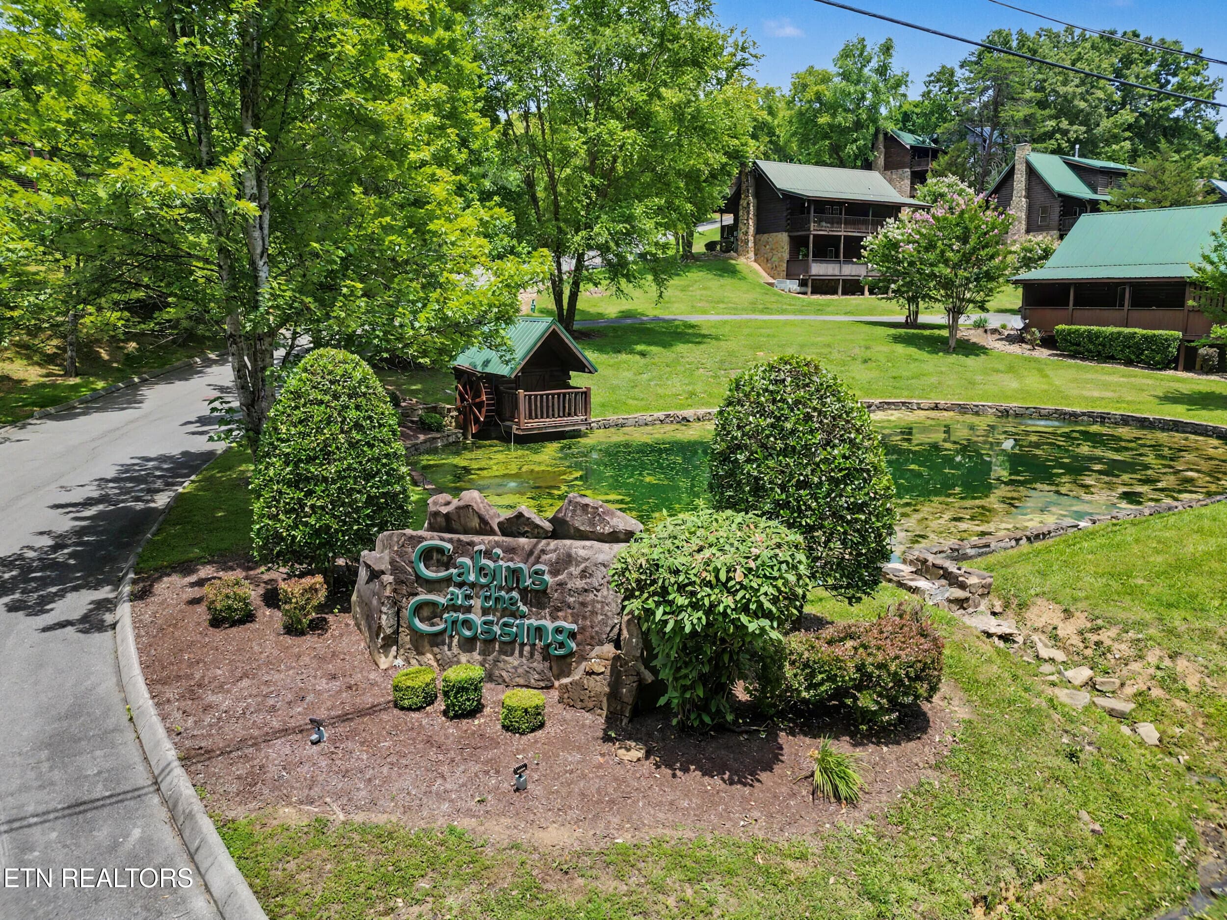 Cabin Community with Fish Pond - 1629 Little Cabin Loop, Pigeon Forge, TN 37862, Pigeon Forge
