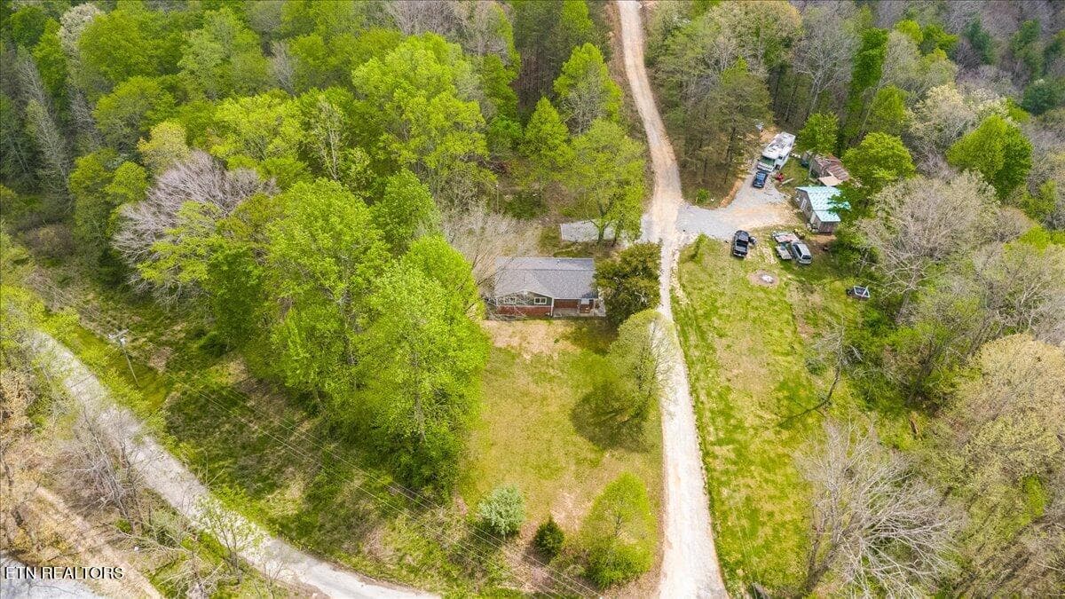 04-135 Cougar Ridge Pvt Dr - 520 W Hills Drive, Huntsville, TN 37756