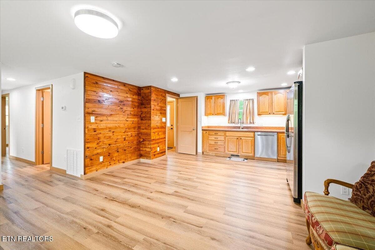 28-135 Cougar Ridge Pvt Dr - 520 W Hills Drive, Huntsville, TN 37756