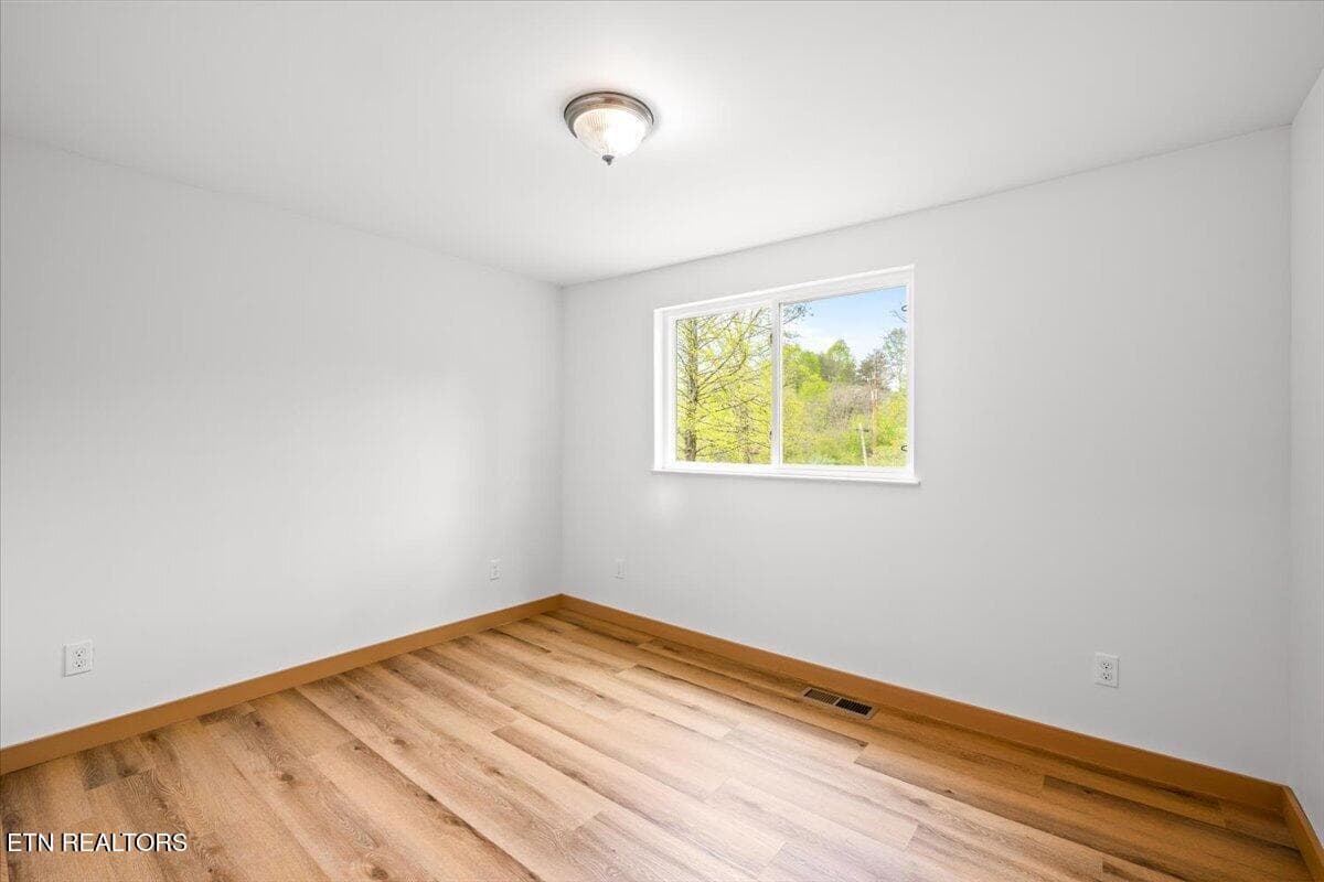 14-135 Cougar Ridge Pvt Dr - 520 W Hills Drive, Huntsville, TN 37756