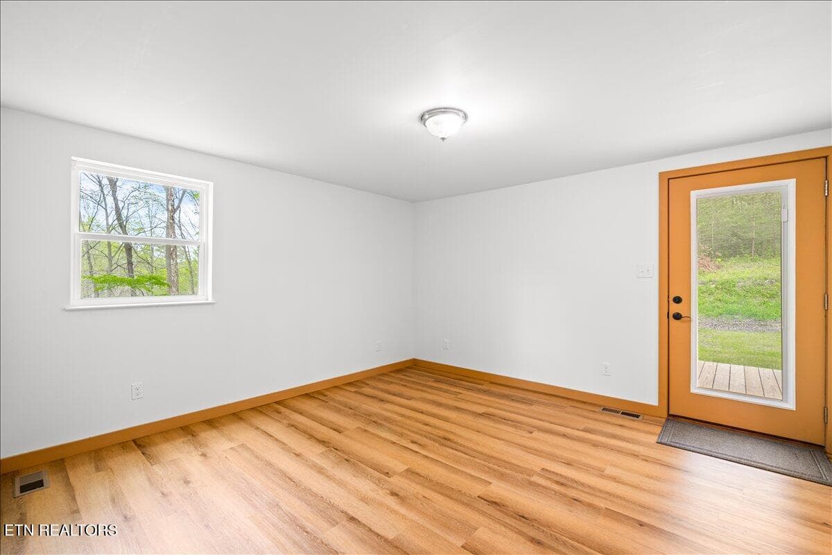 26-135 Cougar Ridge Pvt Dr - 520 W Hills Drive, Huntsville, TN 37756