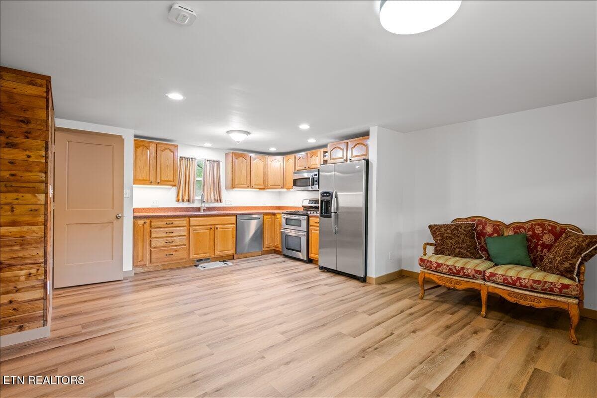 29-135 Cougar Ridge Pvt Dr - 520 W Hills Drive, Huntsville, TN 37756