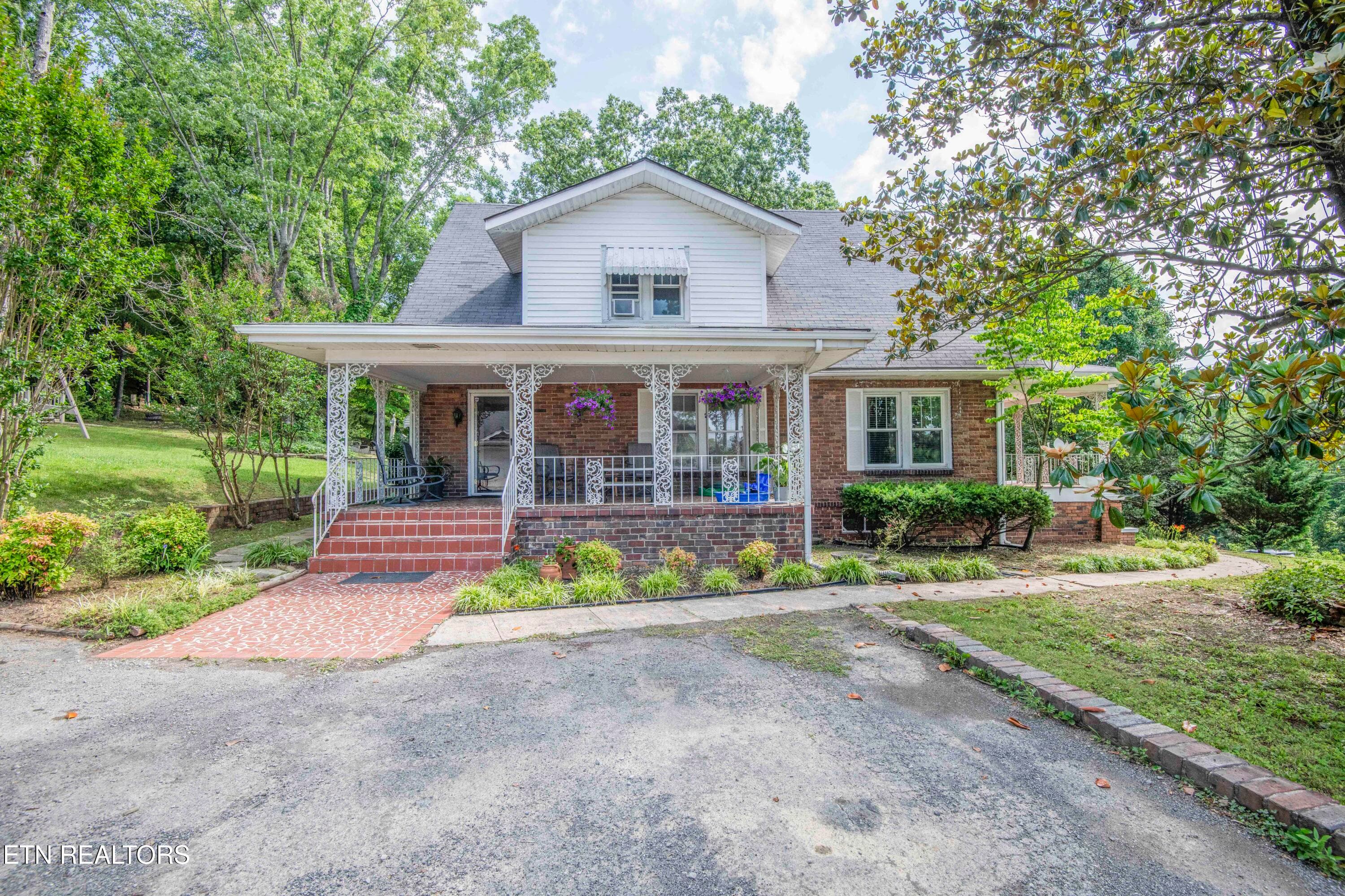 exterior_1 - 17761 Alberta St, Oneida, TN 37841