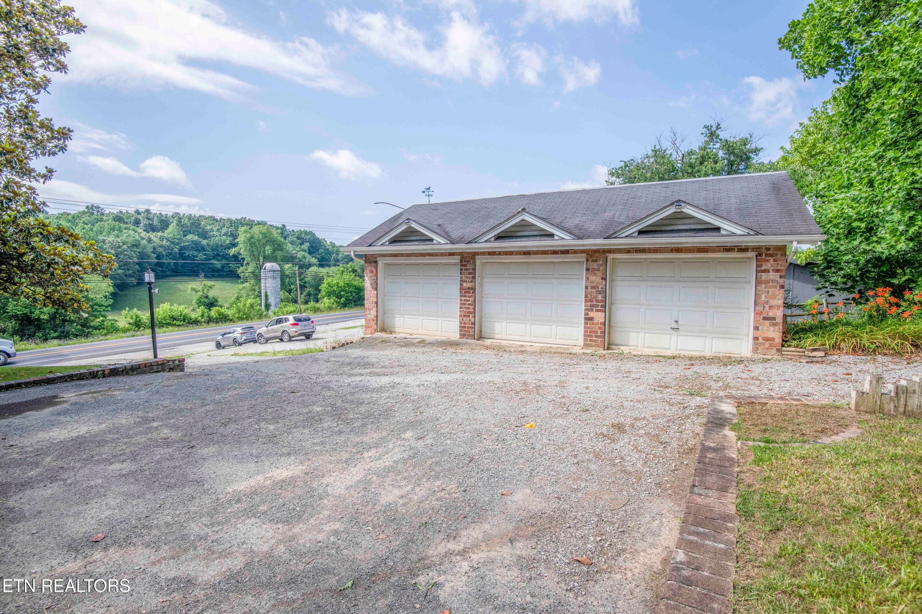 yard 1_1 - 17761 Alberta St, Oneida, TN 37841