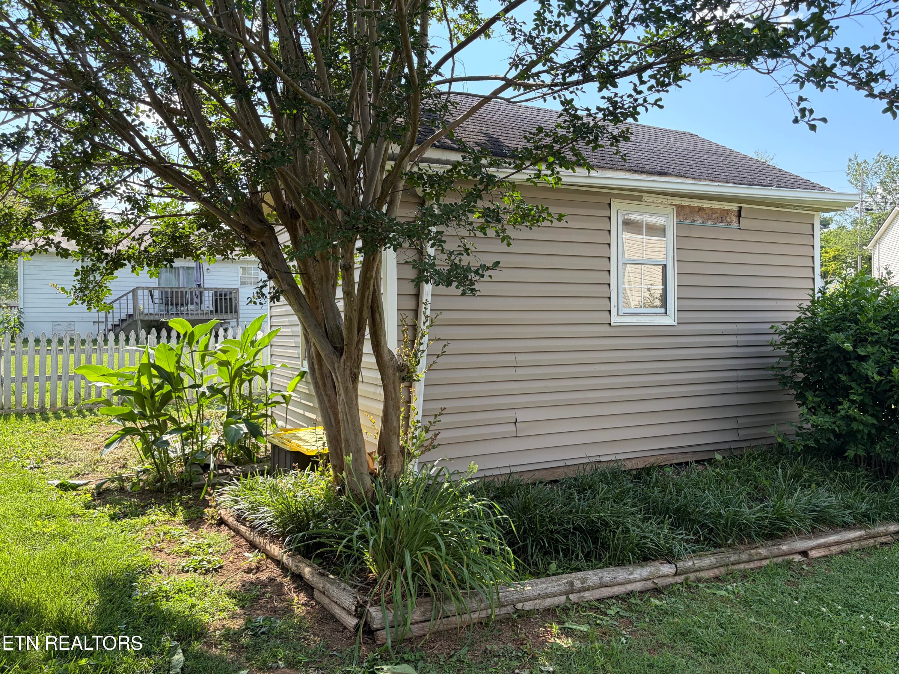 IMG_8733 - 2337 Scanlon Court, Powell, TN 37849