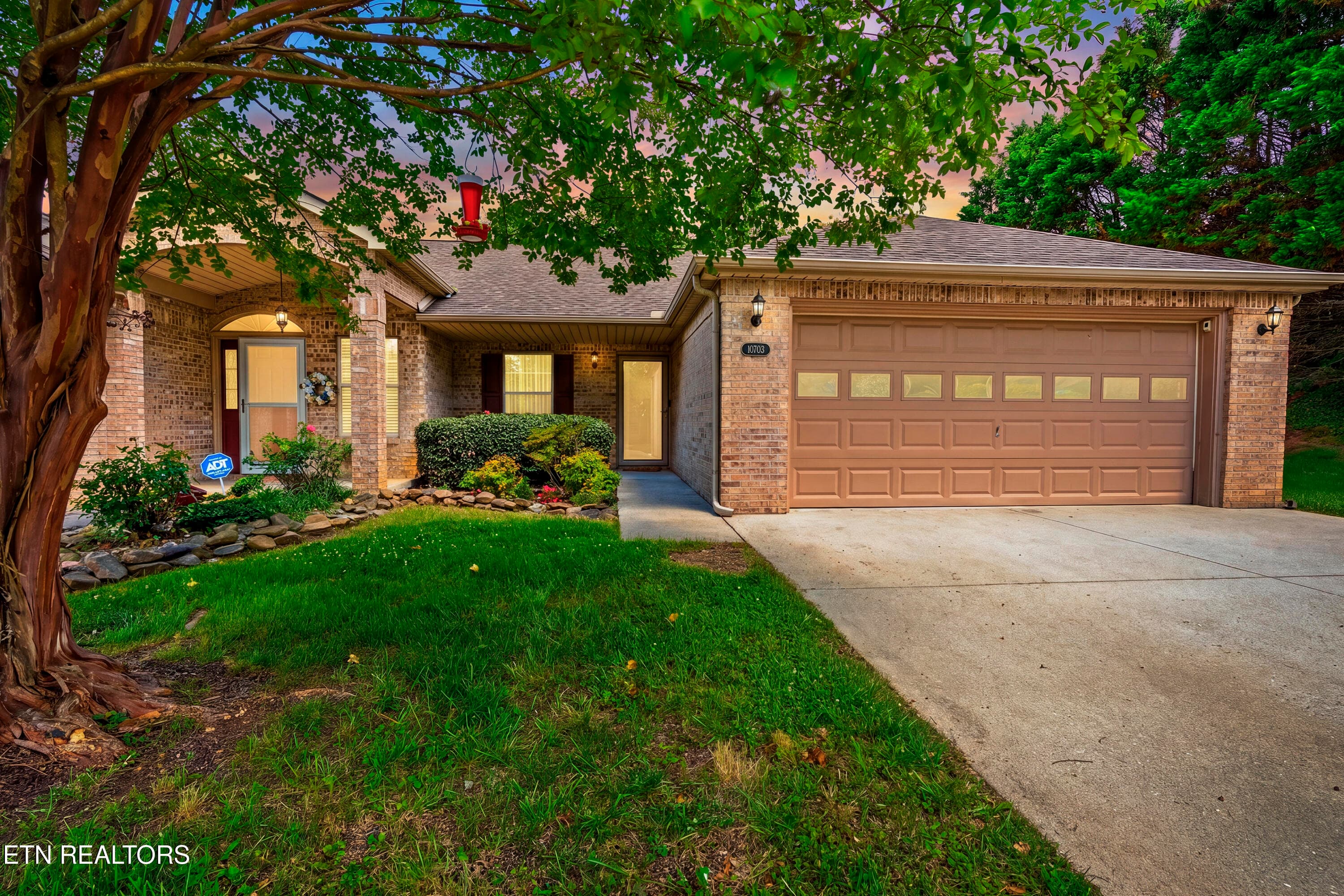 Front evening view - 10703 Admiral Bend Way, Knoxville, TN 37934, Knoxville