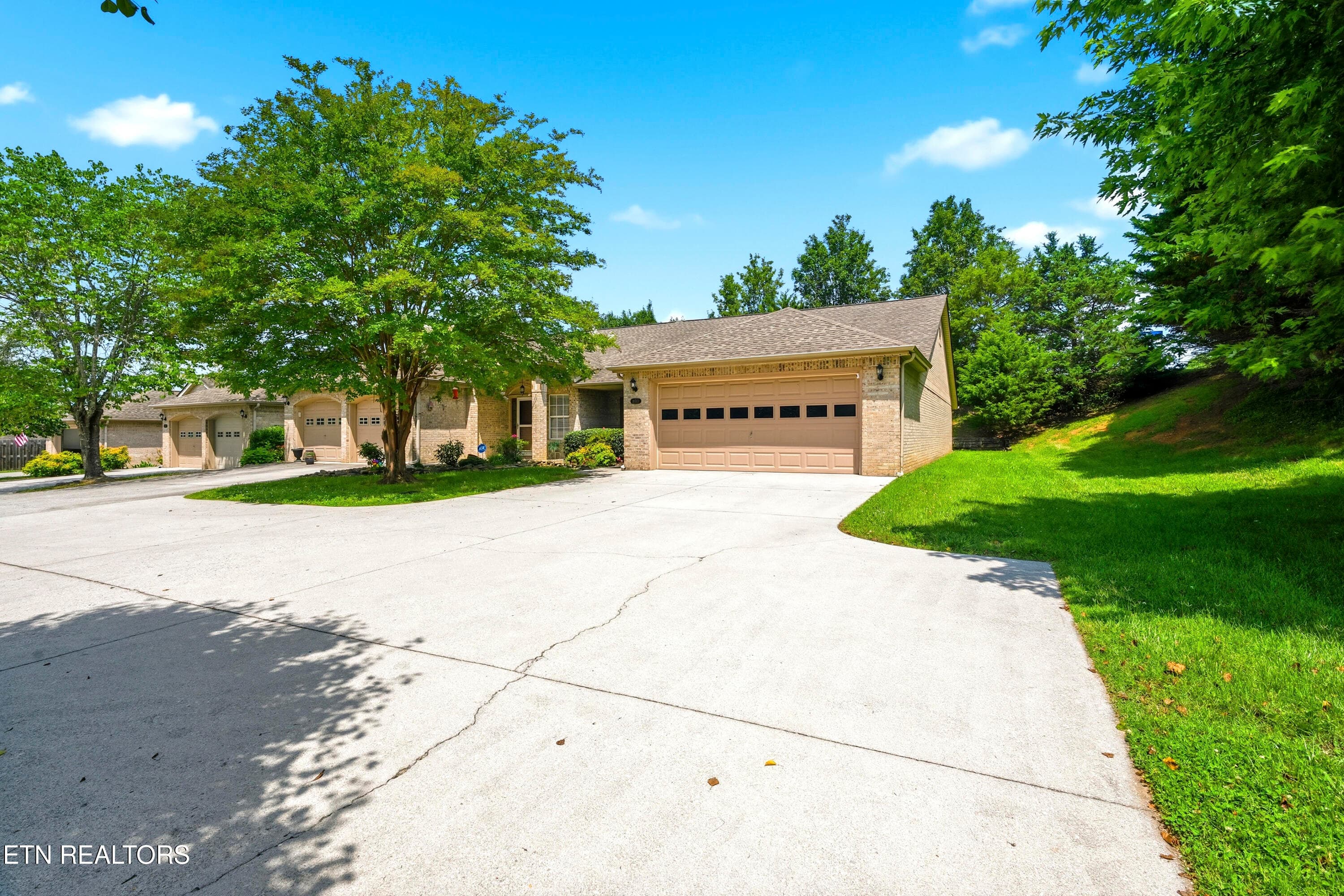 Front - 10703 Admiral Bend Way, Knoxville, TN 37934, Knoxville