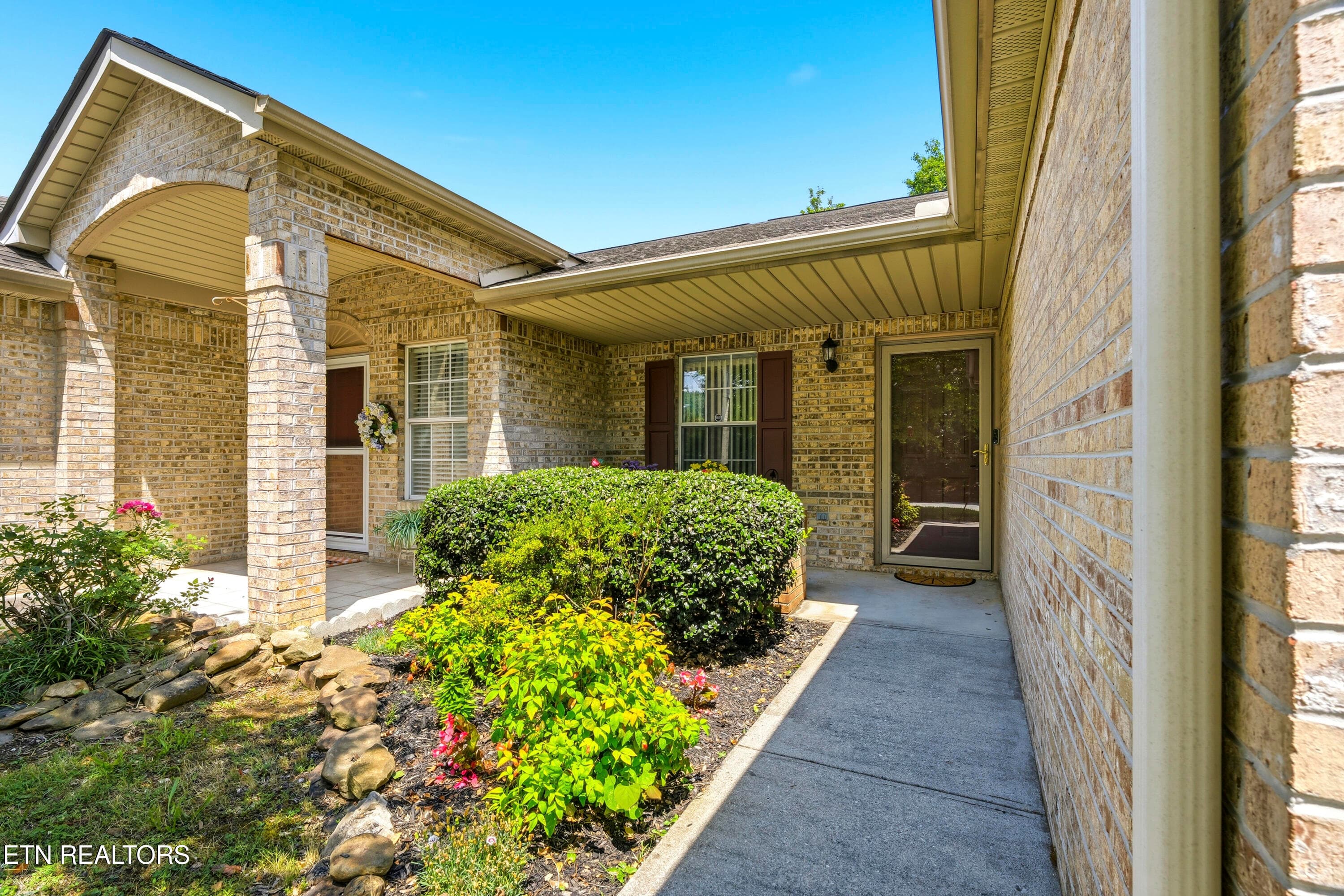 Front porch - 10703 Admiral Bend Way, Knoxville, TN 37934, Knoxville