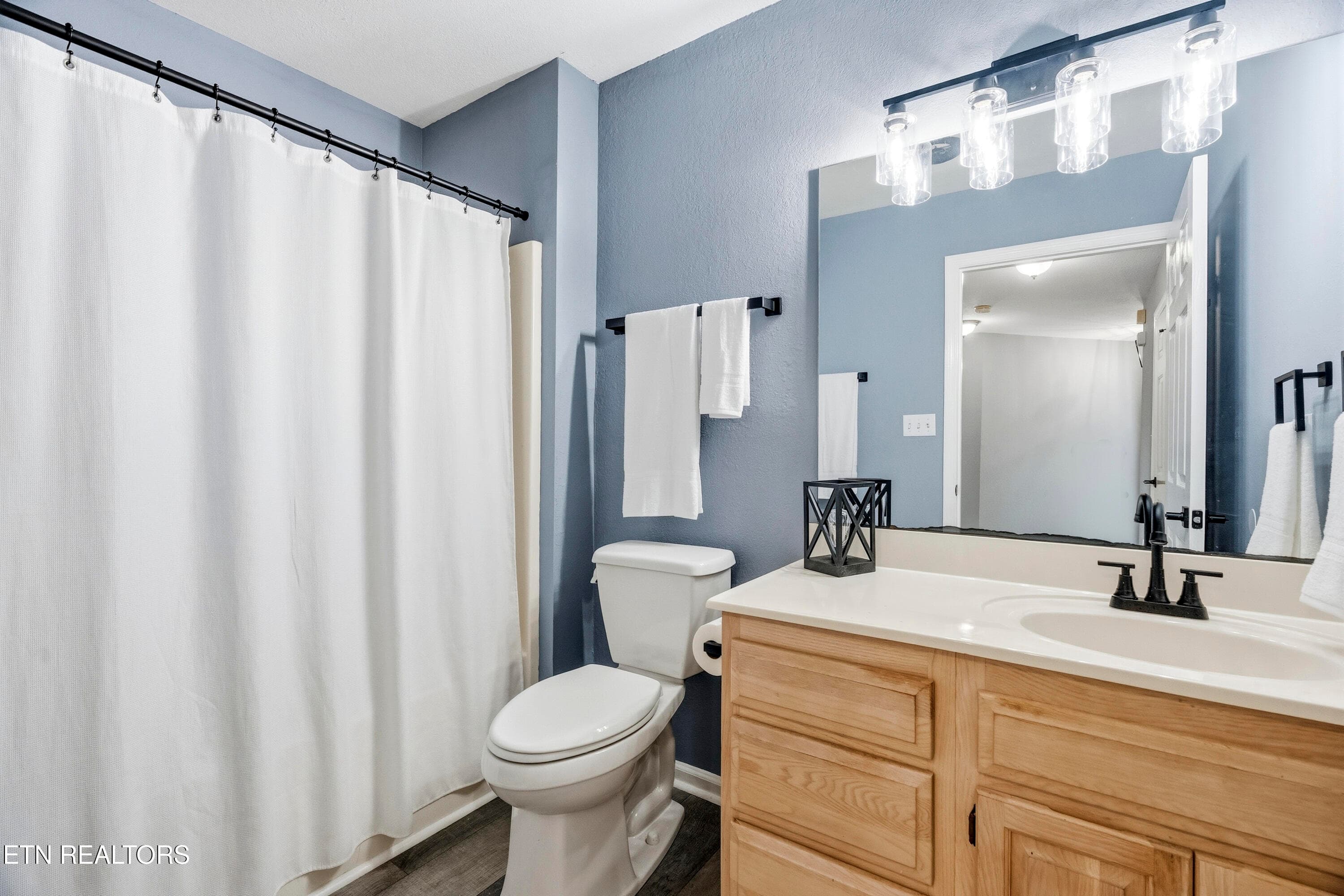 2nd Bath - 10703 Admiral Bend Way, Knoxville, TN 37934, Knoxville