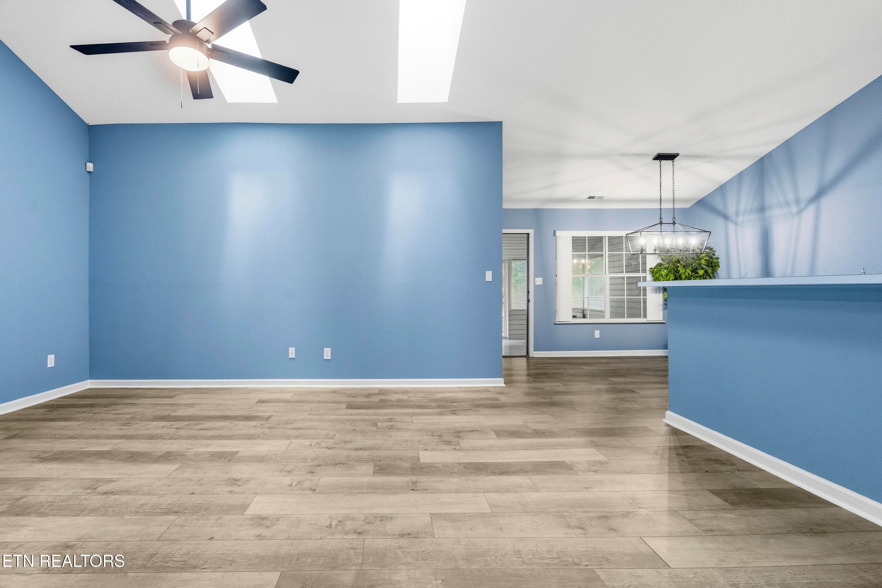 Living Room - 10703 Admiral Bend Way, Knoxville, TN 37934, Knoxville