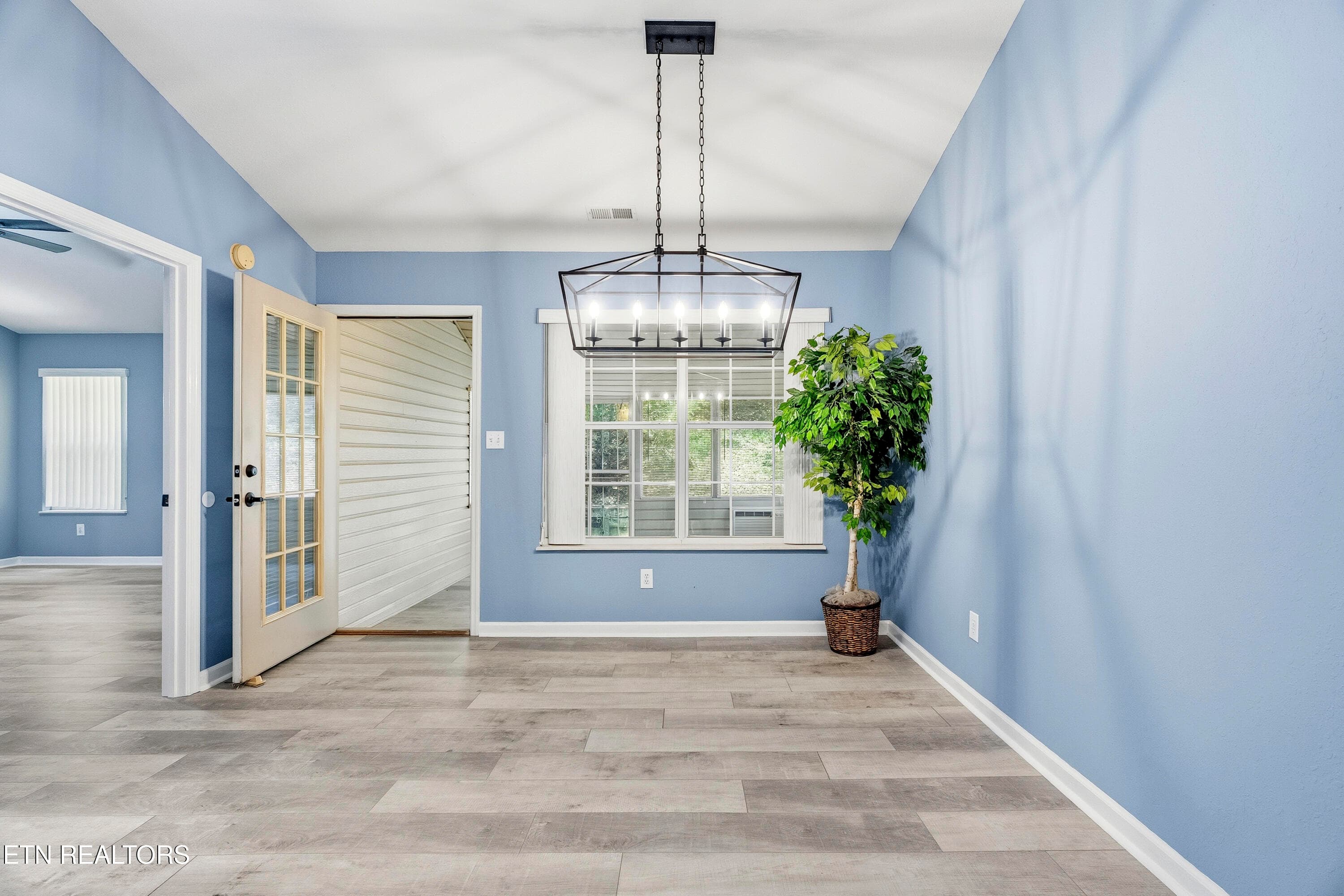 Dining Area - 10703 Admiral Bend Way, Knoxville, TN 37934, Knoxville