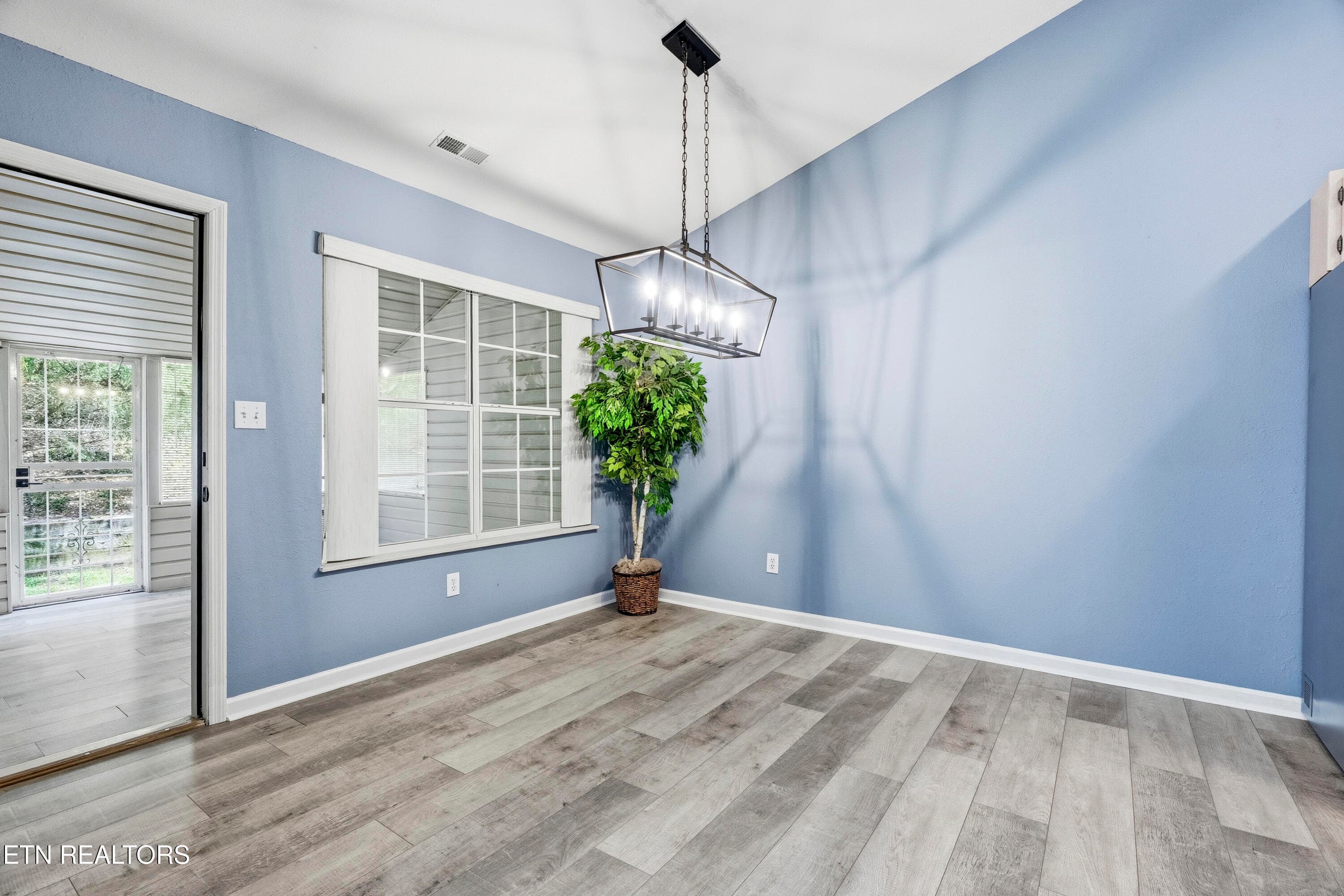 Dining Area - 10703 Admiral Bend Way, Knoxville, TN 37934, Knoxville