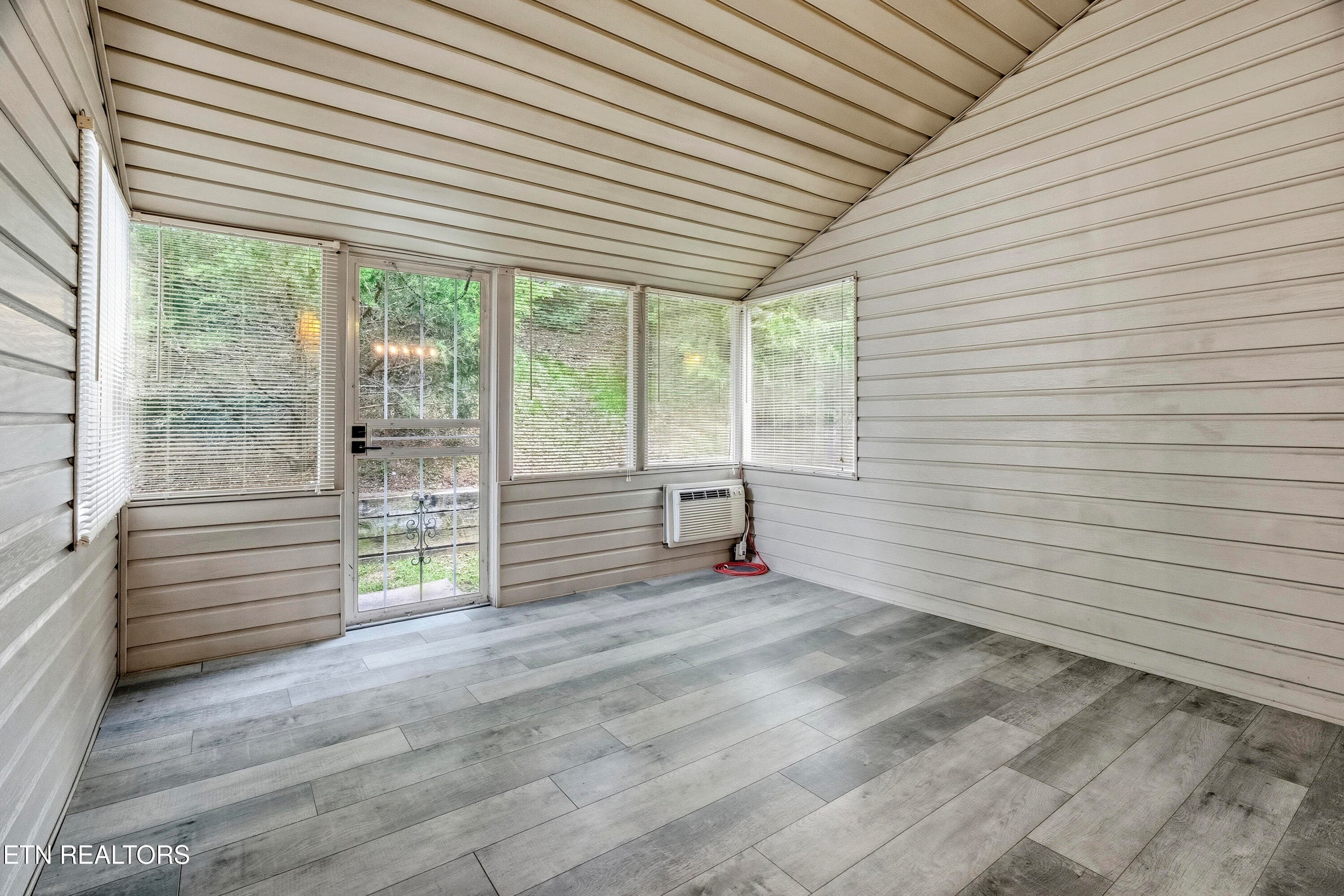 Sunroom - 10703 Admiral Bend Way, Knoxville, TN 37934, Knoxville