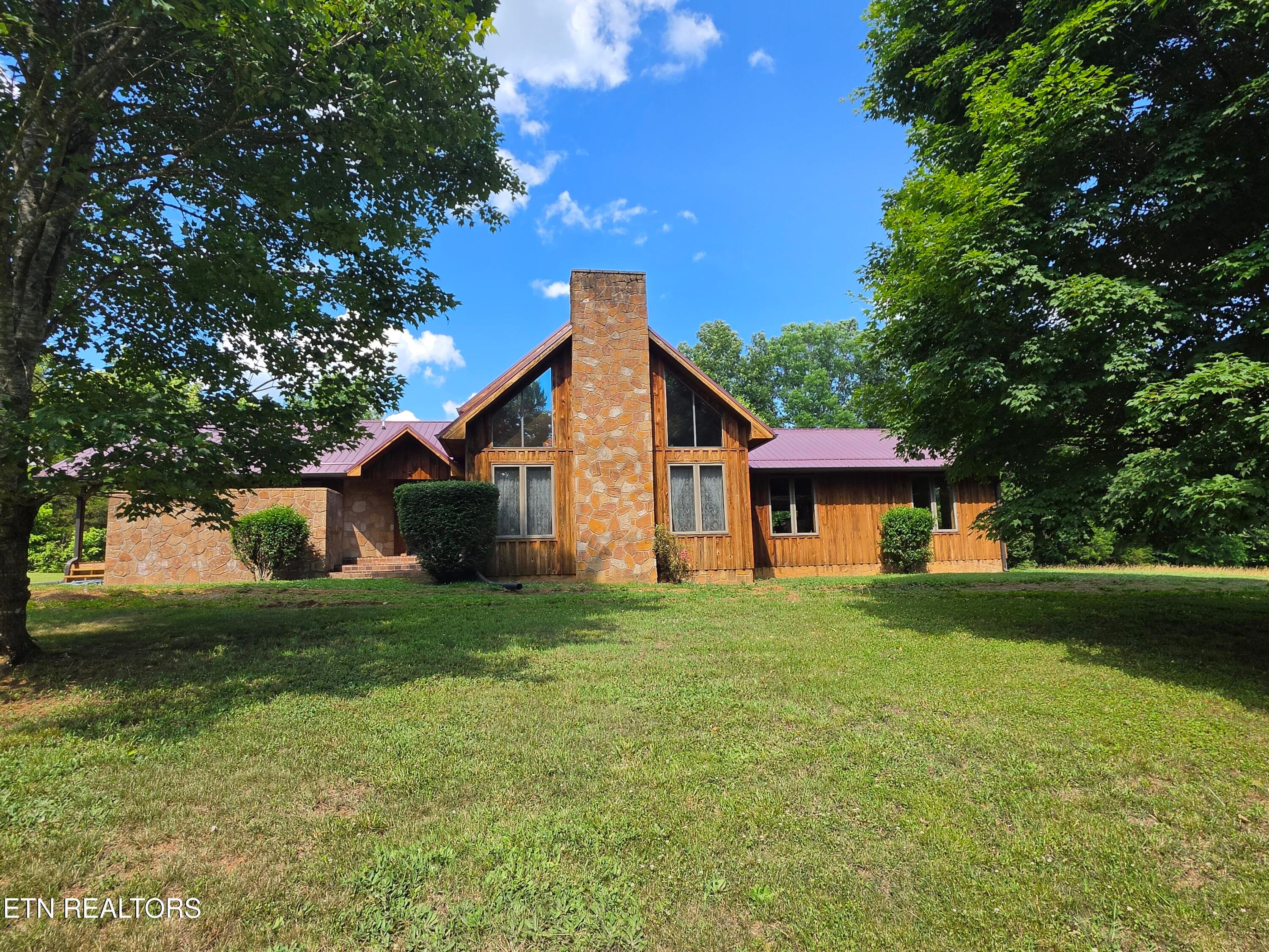 264 Carlos Rd, Sneedville, TN 37869