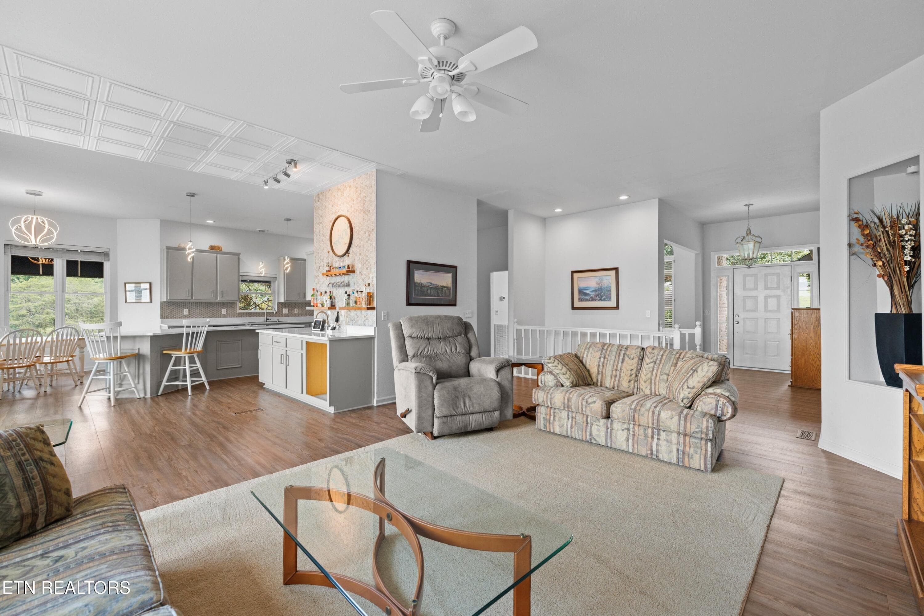010-211MarinersLane-Dandridge-TN-37725-S - 211 Mariners Way, Dandridge, TN 37725, Dandridge
